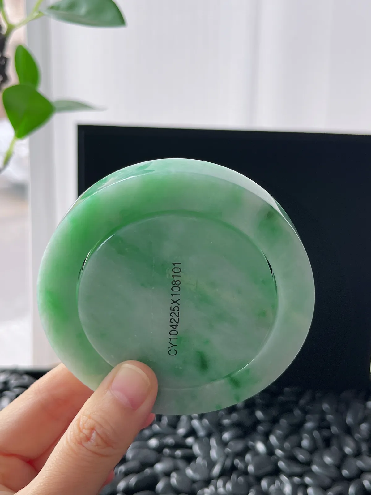 翡翠镯饼，⭕️正圈最大做61，最小做57