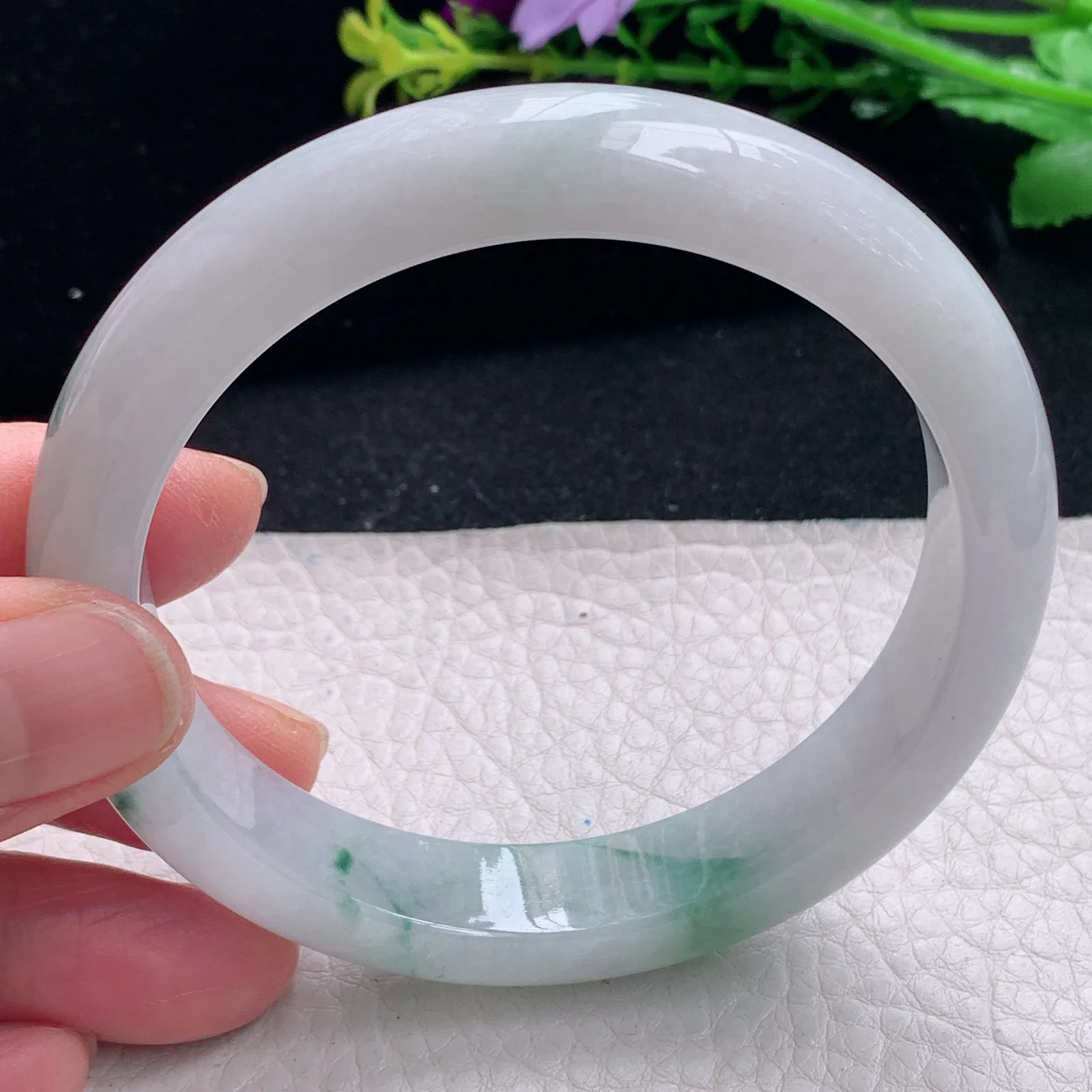 fl大圈口61.5*12.6*8.5平安镯 缅甸翡翠a货飘花清秀宽边玉手镯 玉手环