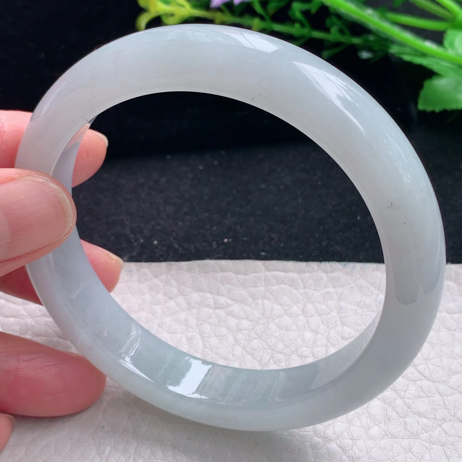 ss大圈口61.5*12.8*8.5平安镯 缅甸翡翠a货白月光宽边玉手镯 玉手环