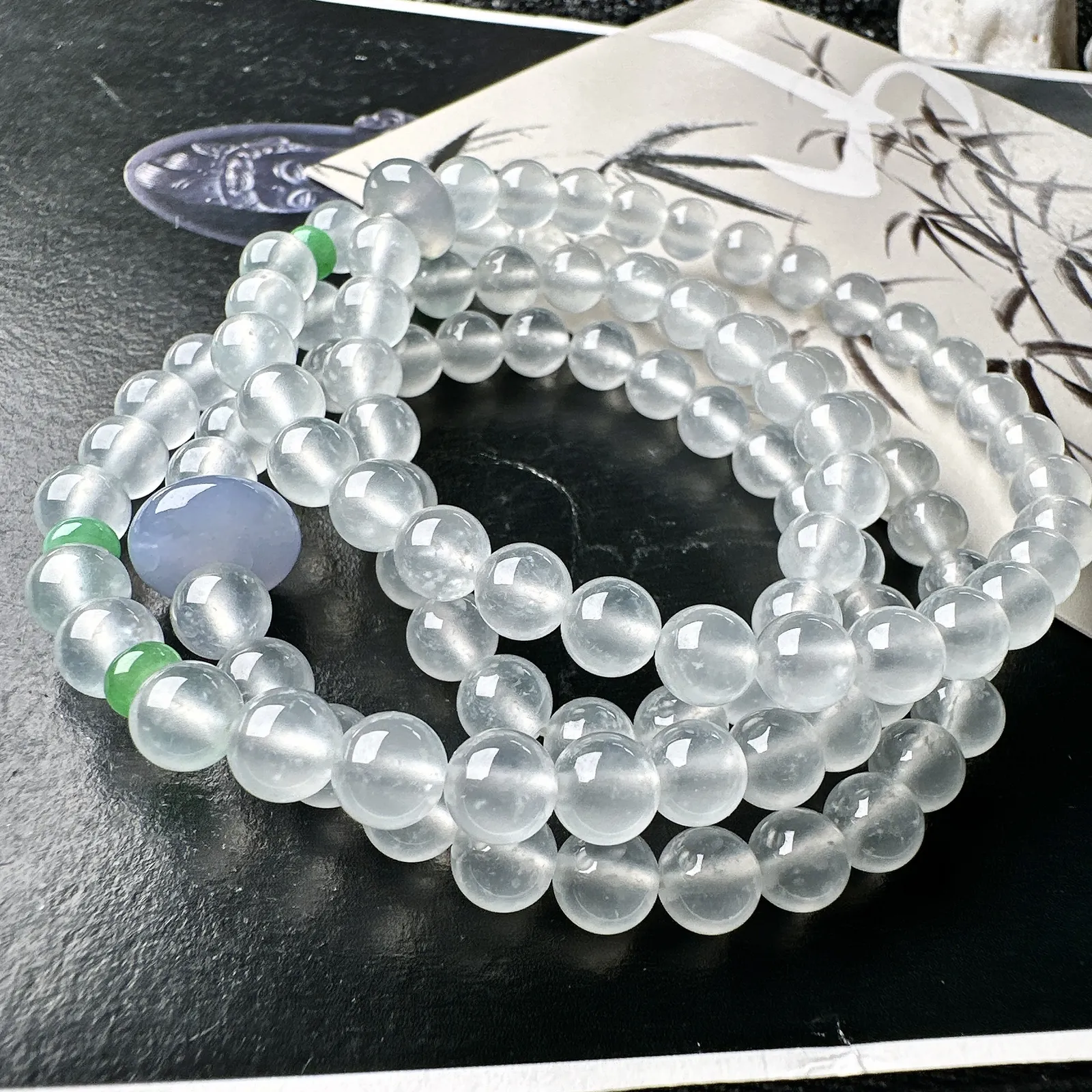 【冰种珠链】种地细腻，冰润十足，通透闪亮，推荐入手。