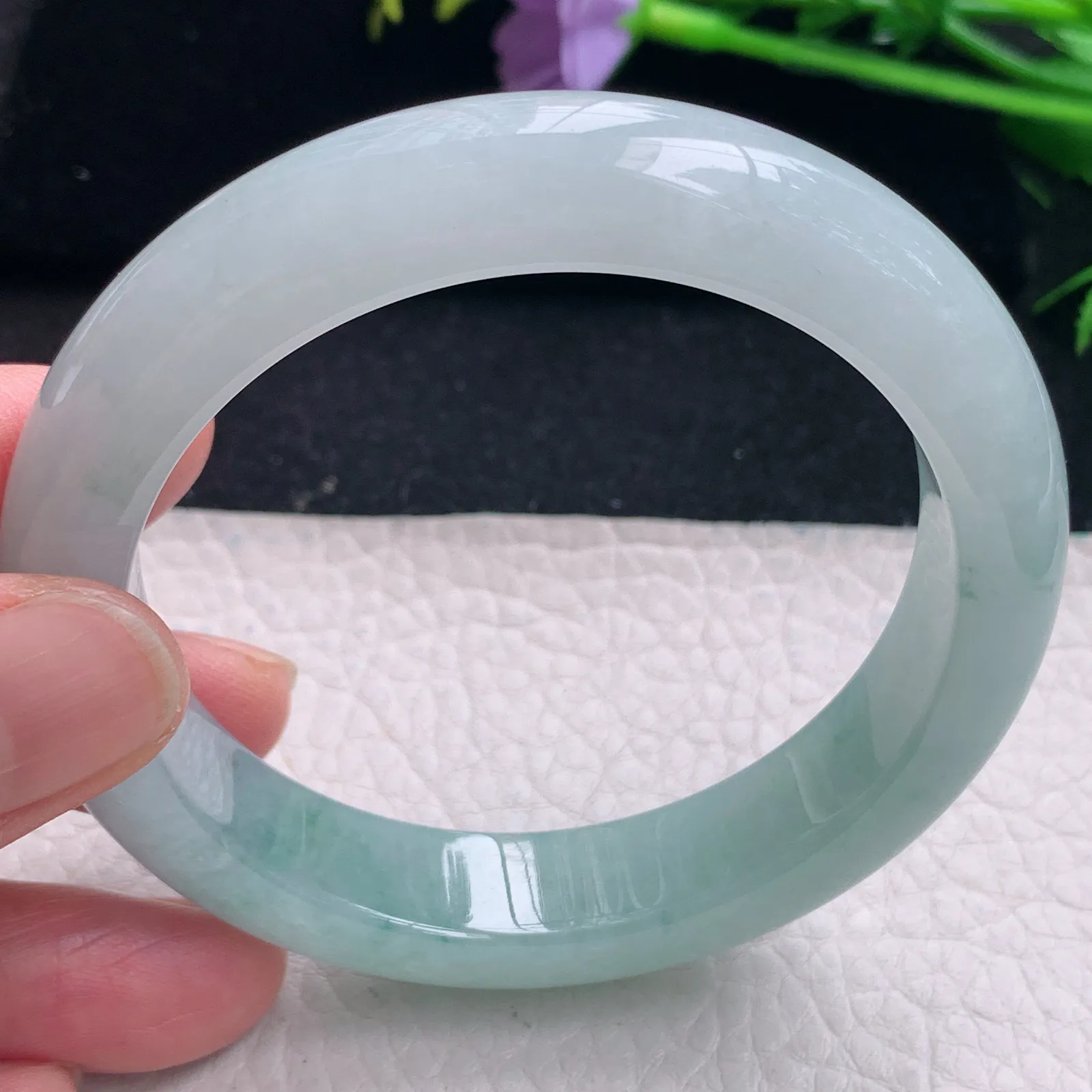 r自然光57*12.5*9平安镯 缅甸翡翠a货冰蓝半山水宽边玉手镯 玉手环