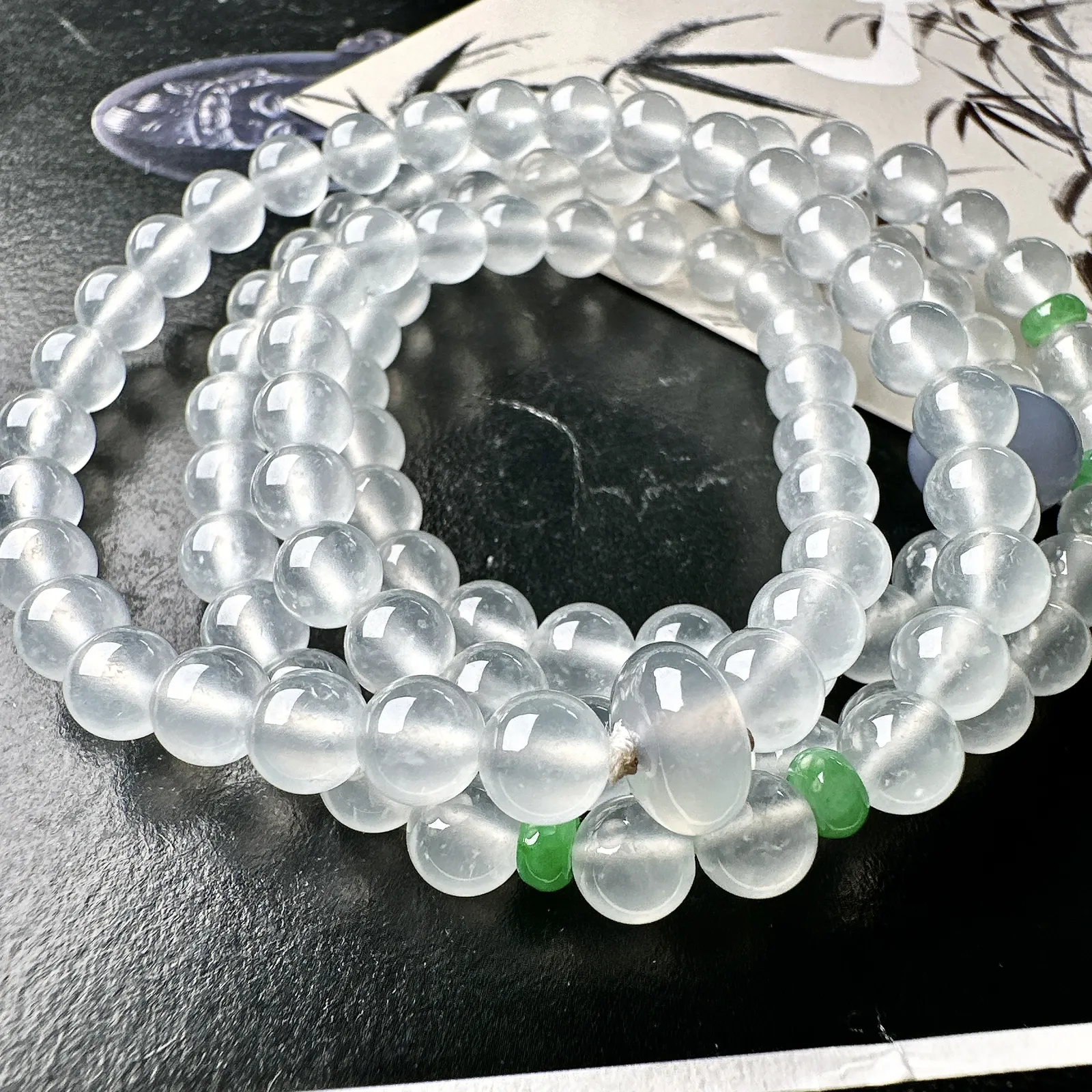 【冰种珠链】种地细腻，冰润十足，通透闪亮，推荐入手。