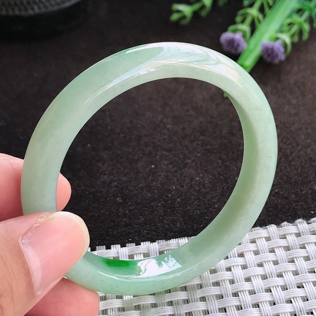 天然a货翡翠50.5/9.5/7小圈口老坑精美飘阳绿手镯宽边翡翠玉镯美人镯