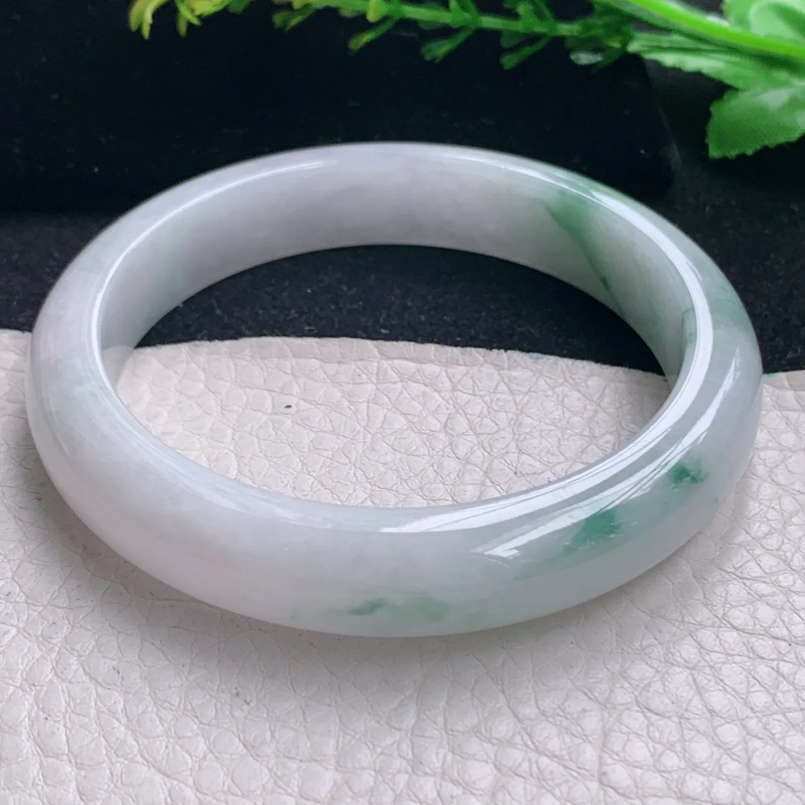 fl大圈口61.5*12.6*8.5平安镯 缅甸翡翠a货飘花清秀宽边玉手镯 玉手环