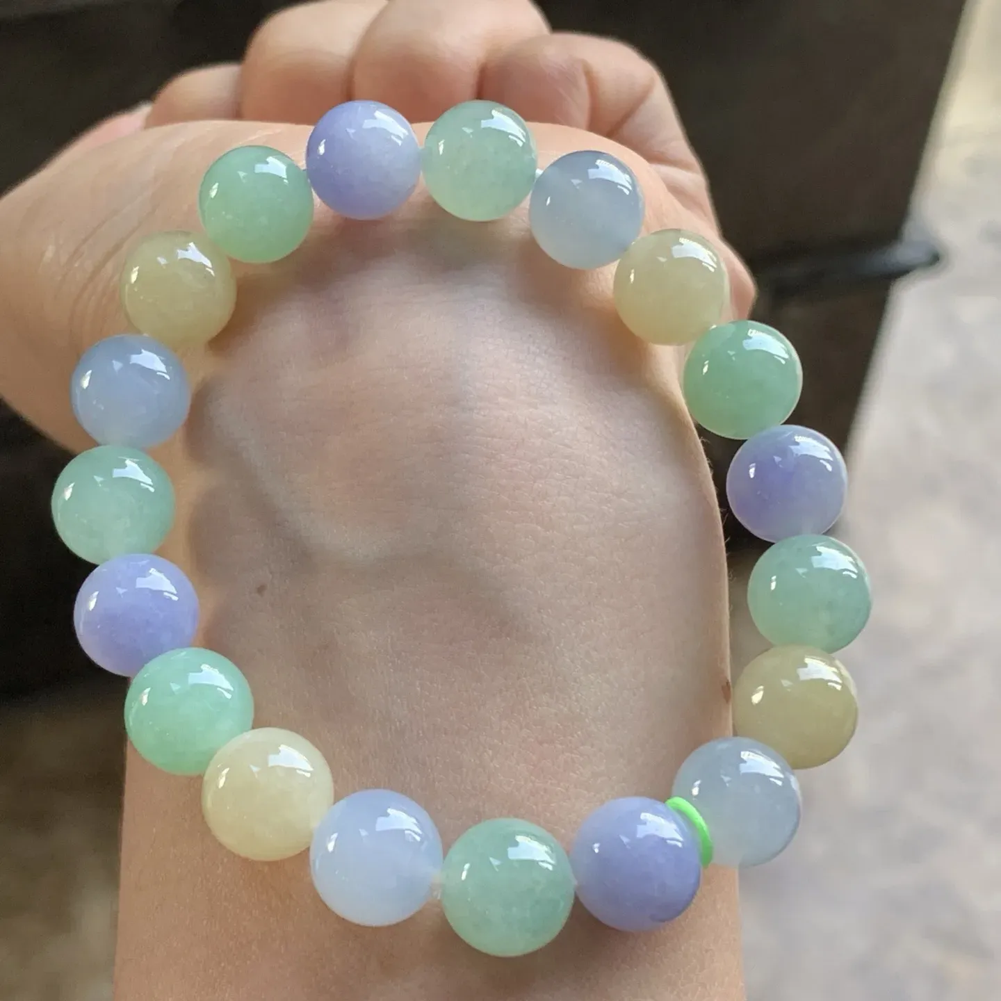 糖果多宝手串^_^颜色鲜艳甜美 玉质温润