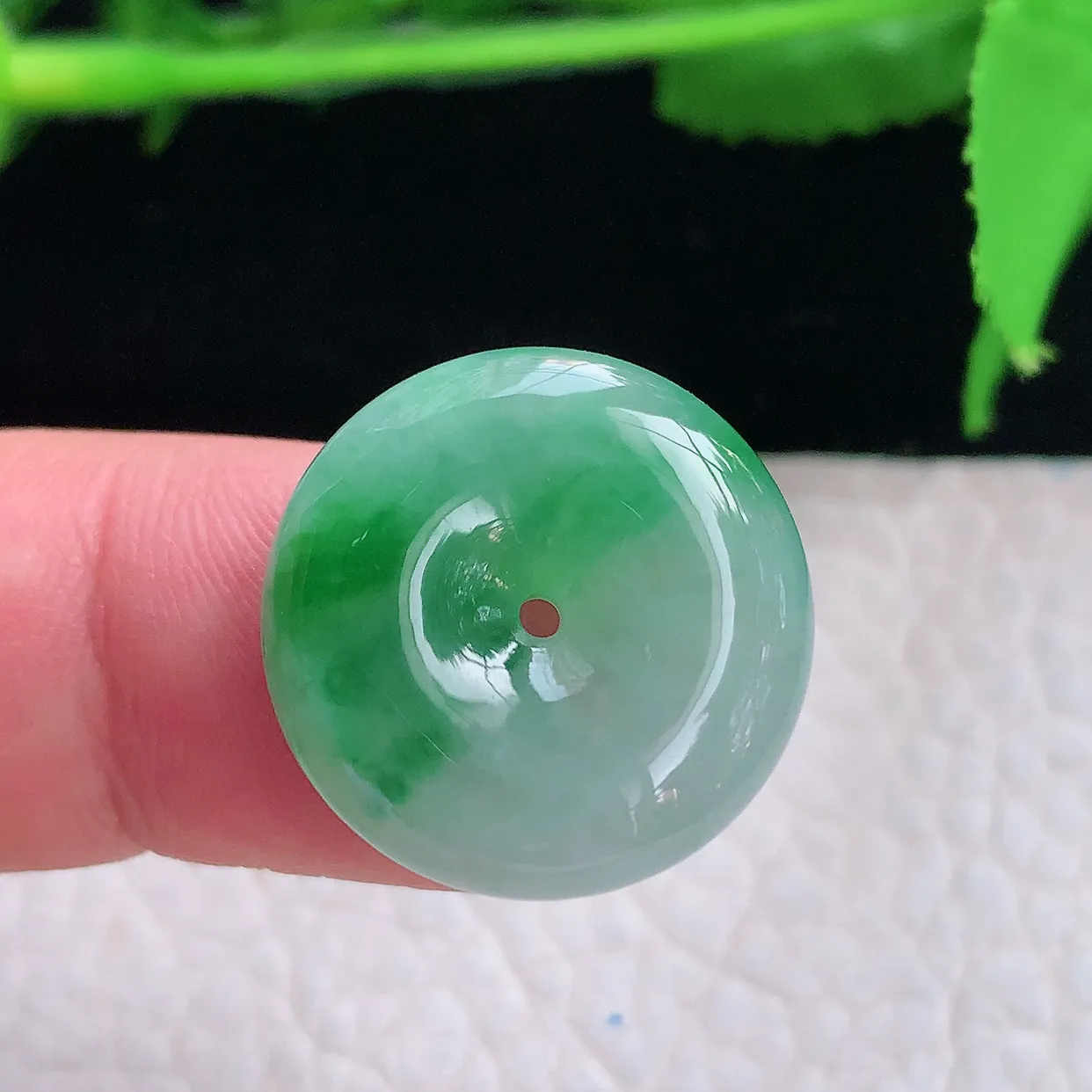 ajj实拍21.3*6天然缅甸翡翠飘绿小平安扣吊坠 宝宝吉祥玉坠