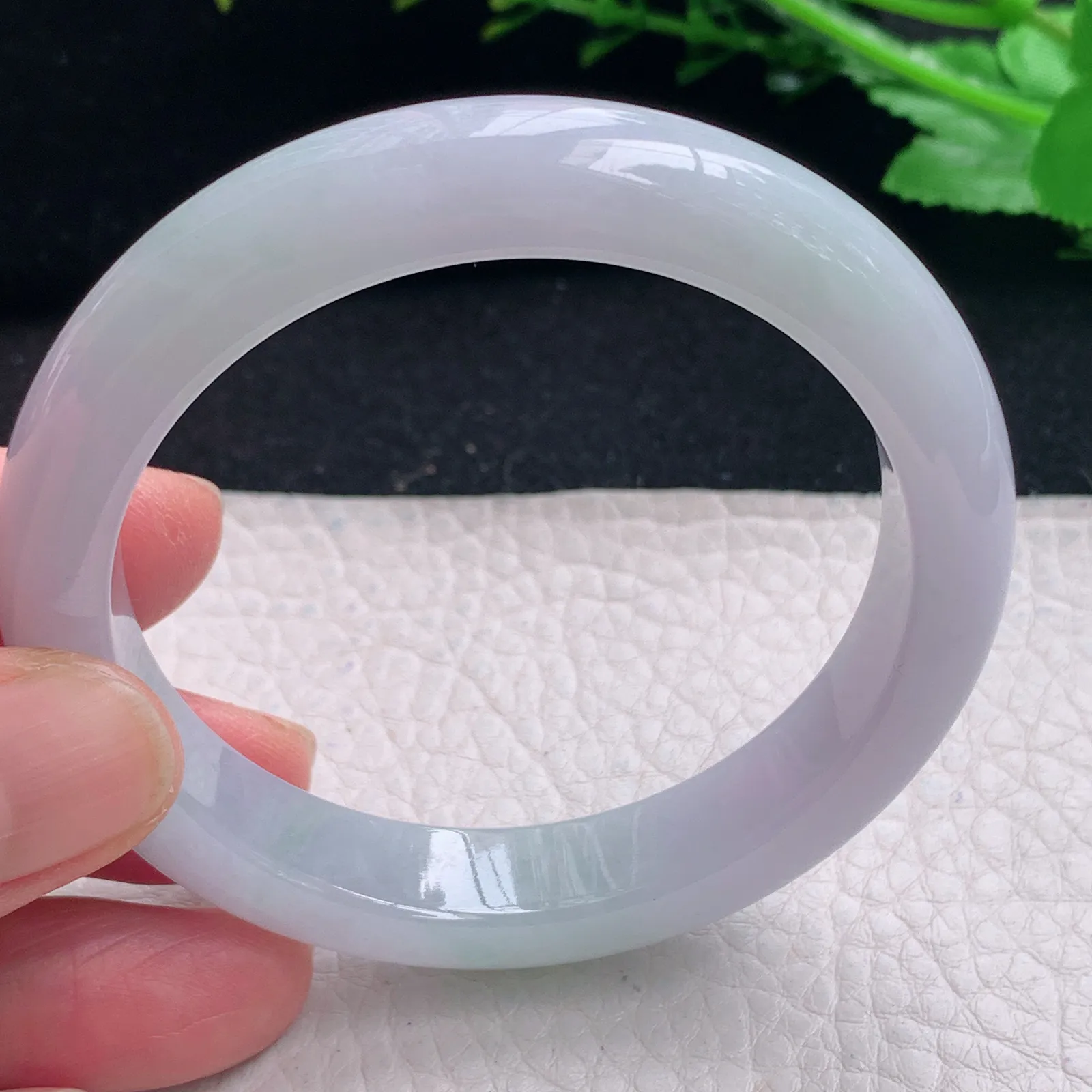 hy自然光54*11.5*8平安镯 缅甸翡翠a货春带彩宽边玉手镯 玉手环