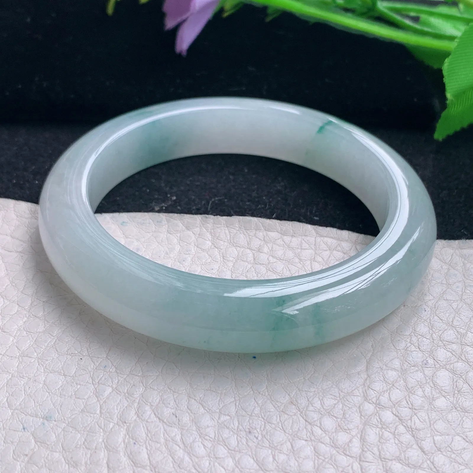 r自然光5.5*11*9.3平安镯 缅甸翡翠a货冰蓝宽边玉手镯 玉手环