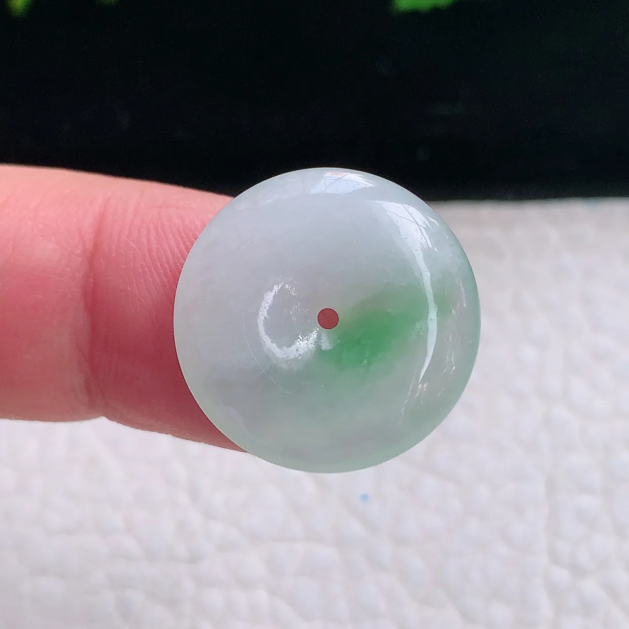 ajj实拍20.5*4.5天然缅甸翡翠飘绿小平安扣吊坠 小孩平安玉坠