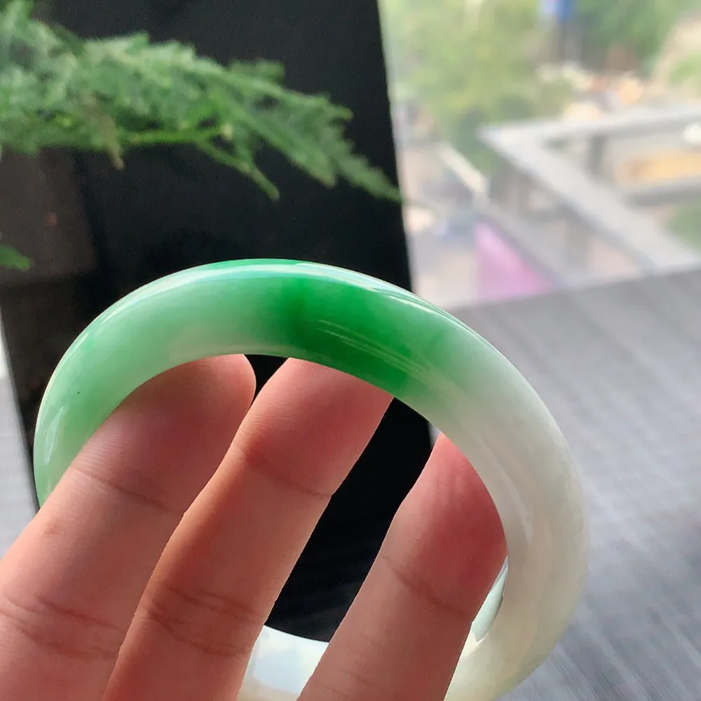 正圈冰糯阳绿 微纹 尺寸:57.8/12.5/9.8 色好