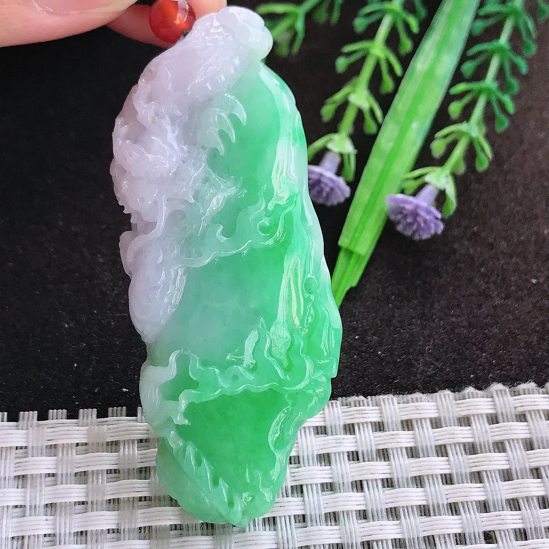 天然a货翡翠66.6/26.8/12.3老坑精美温润飘阳绿龙牌吊坠翡翠玉坠挂件百搭