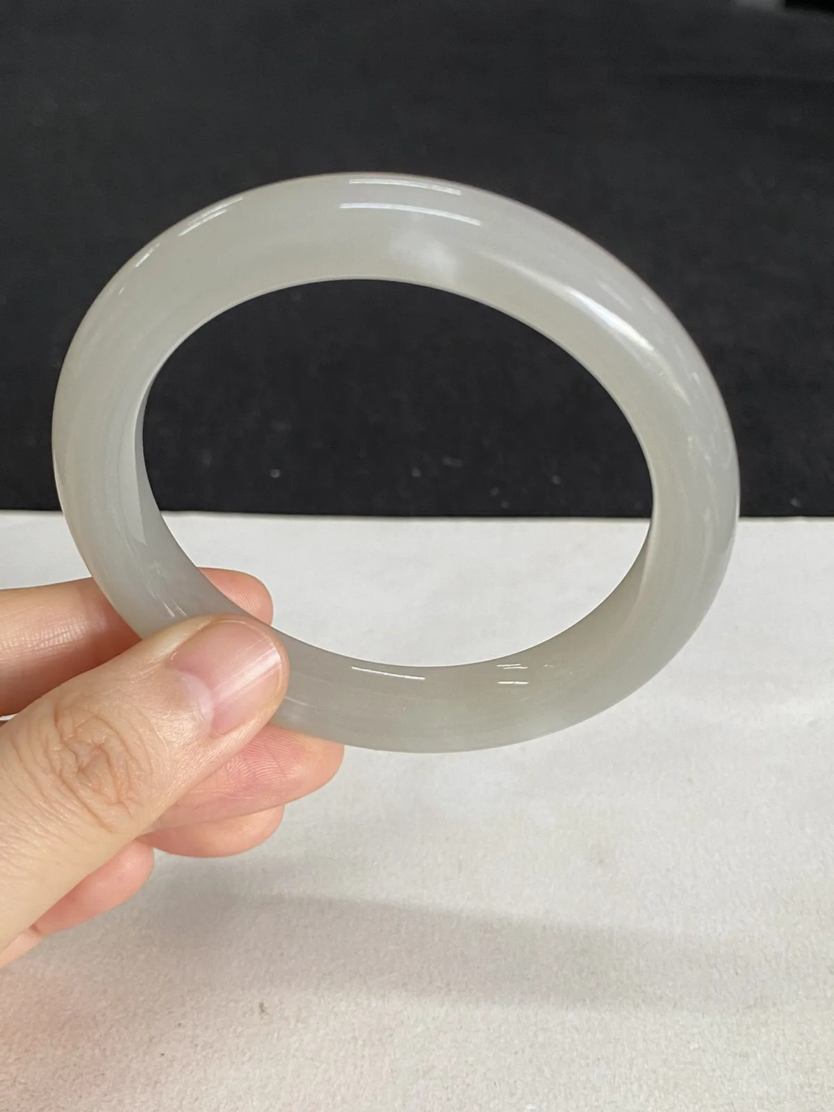 正圈54.4圈口，和田玉手镯