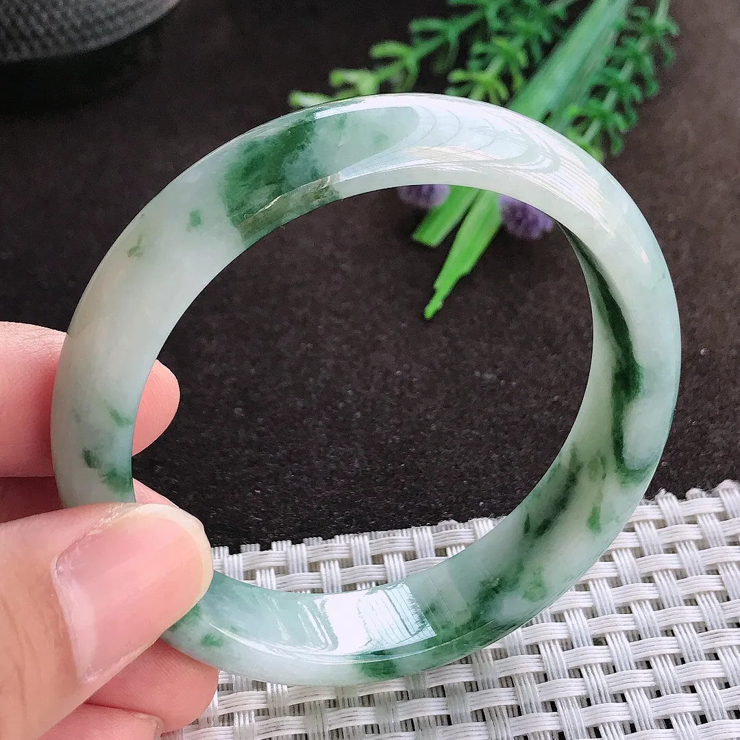 天然a货翡翠55.5/13.1/7.2老坑精美温润飘花手镯宽边翡翠玉镯美人镯