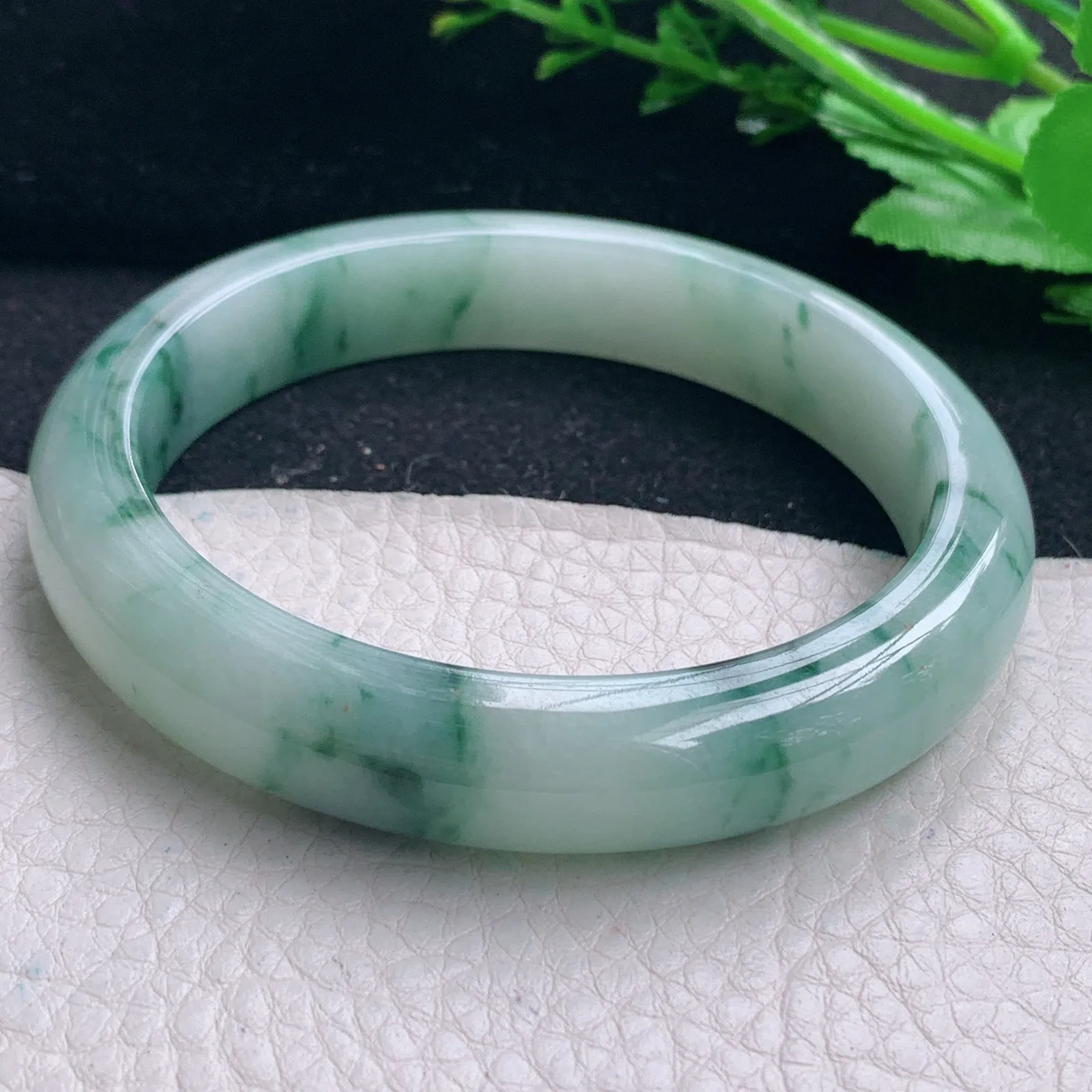 hy大圈口60*11.8*8.5平安镯 缅甸翡翠a货飘花宽边玉手镯 玉手环