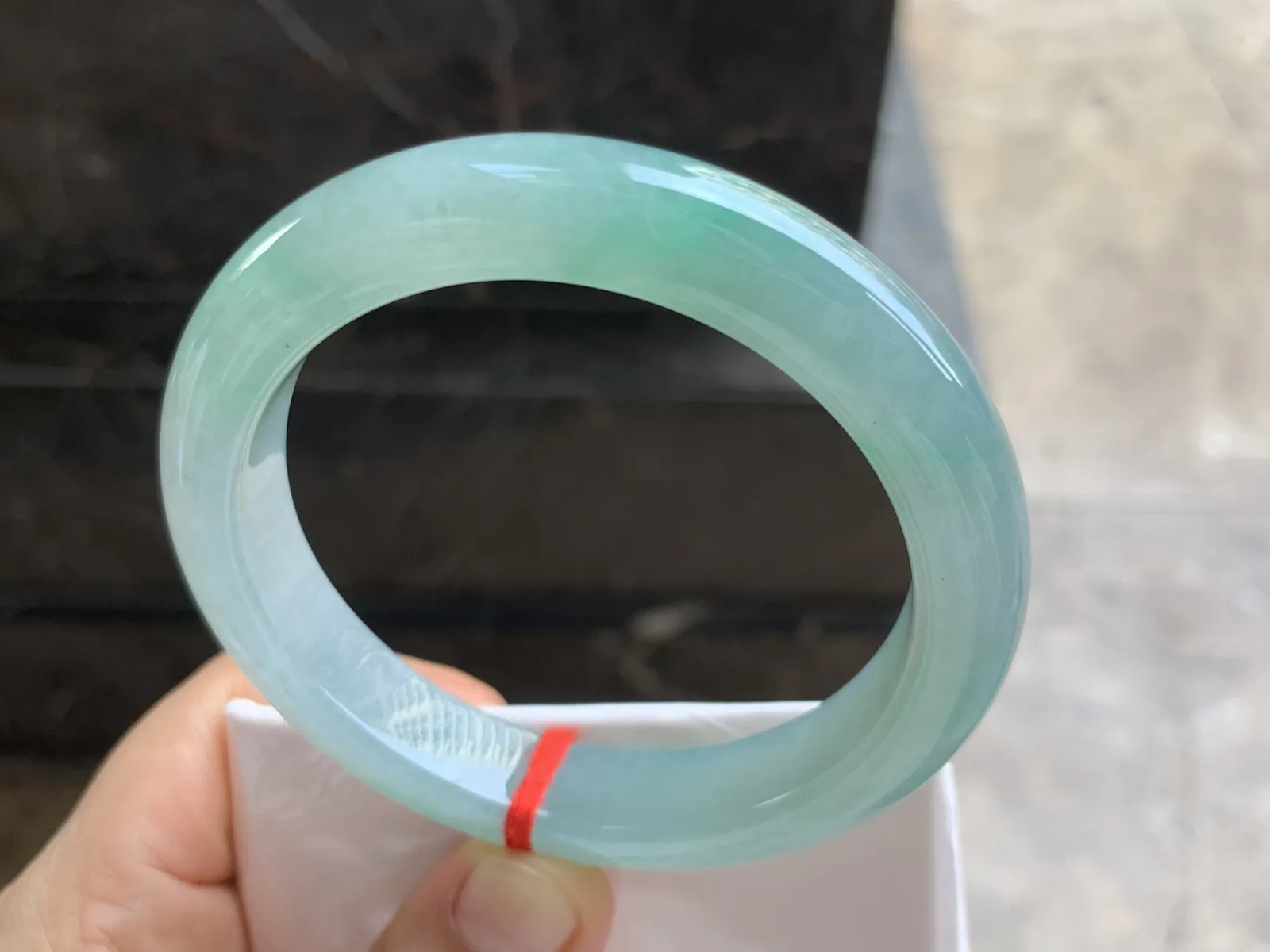 58.5-12-9.3mm
冰种带底色手镯 水润 清新