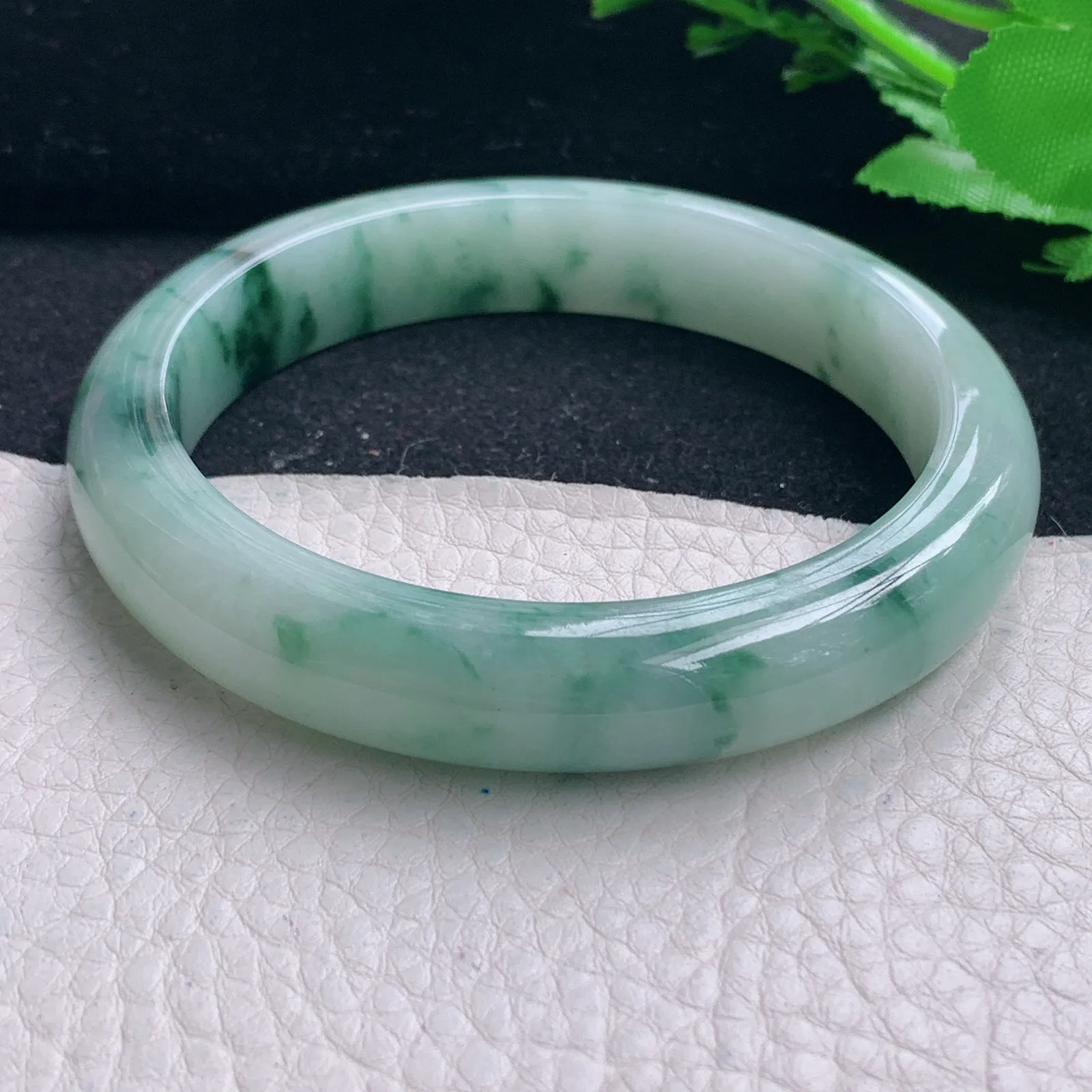 hy大圈口60*11.8*8.5平安镯 缅甸翡翠a货飘花宽边玉手镯 玉手环