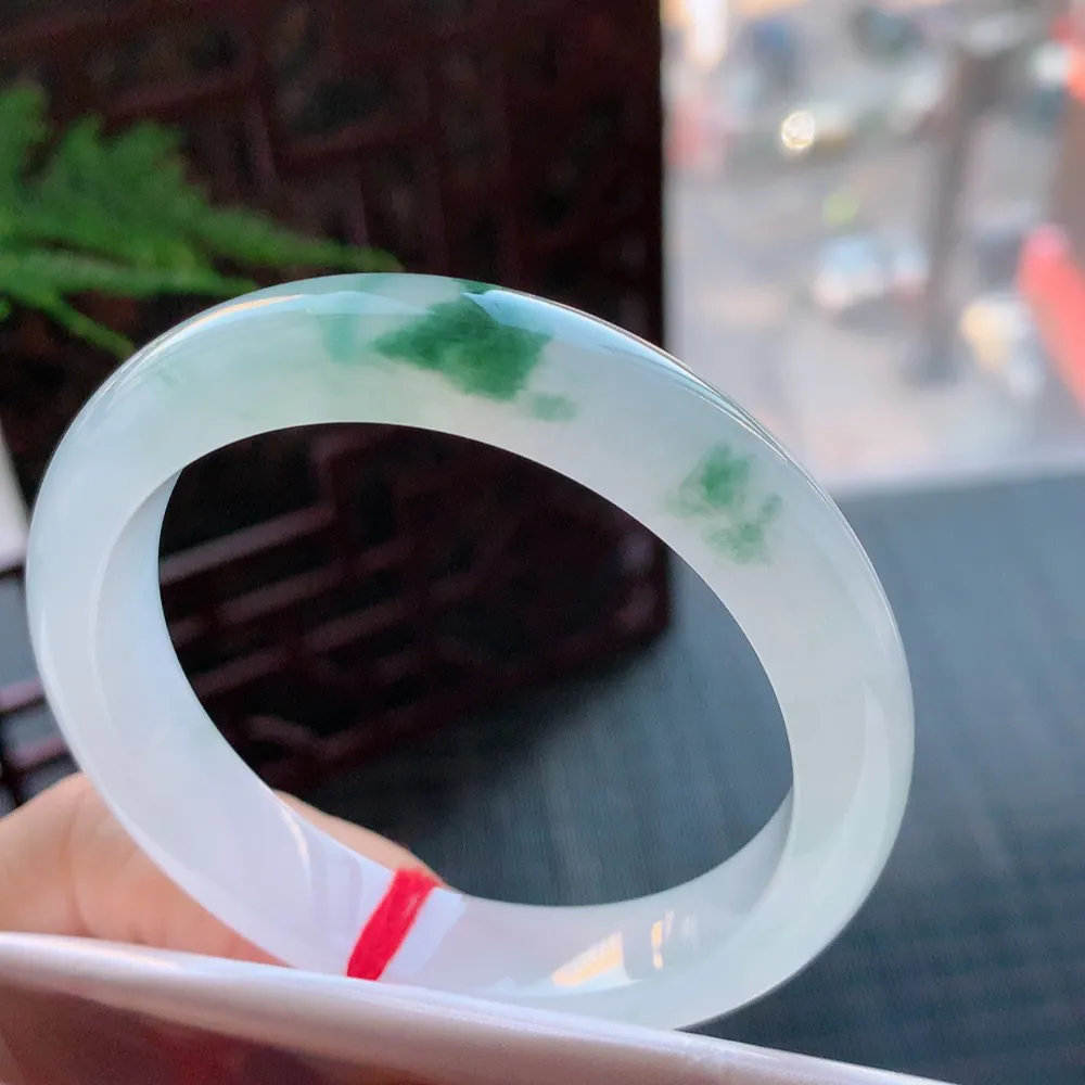 正圈高冰飘花 无瑕 尺寸:55.1/12.1/8.3 花美🥰🥰