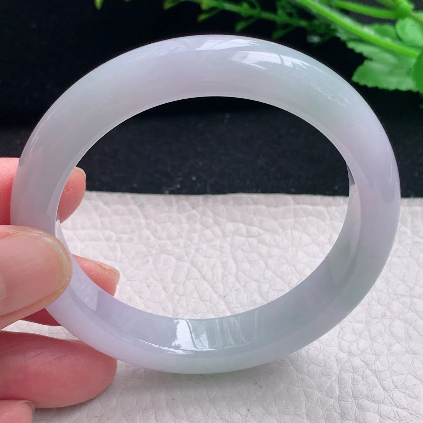 hy自然光54*11.5*8平安镯 缅甸翡翠a货春带彩宽边玉手镯 玉手环