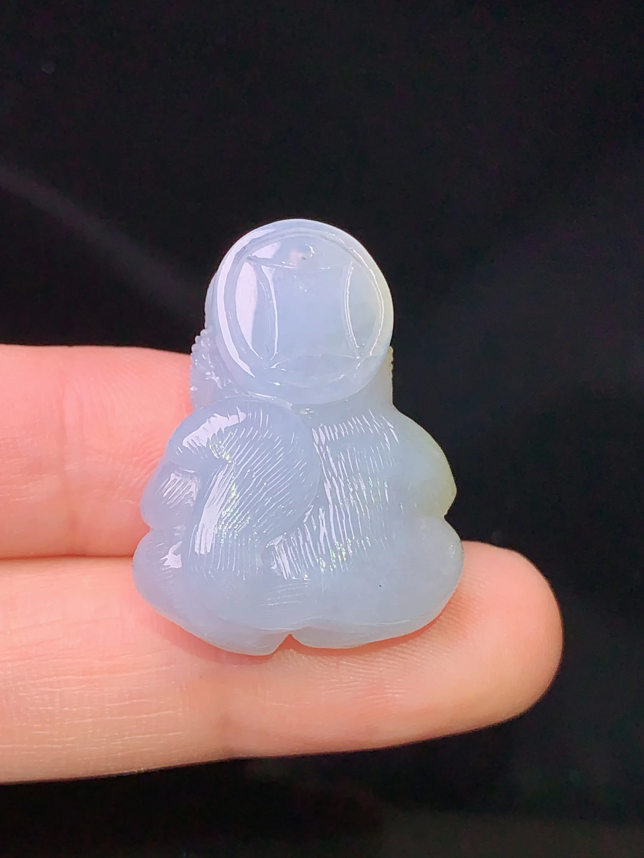 招财猫吊坠 玉质细腻 色泽清新艳丽 整体尺寸28.2*21.8*11.8