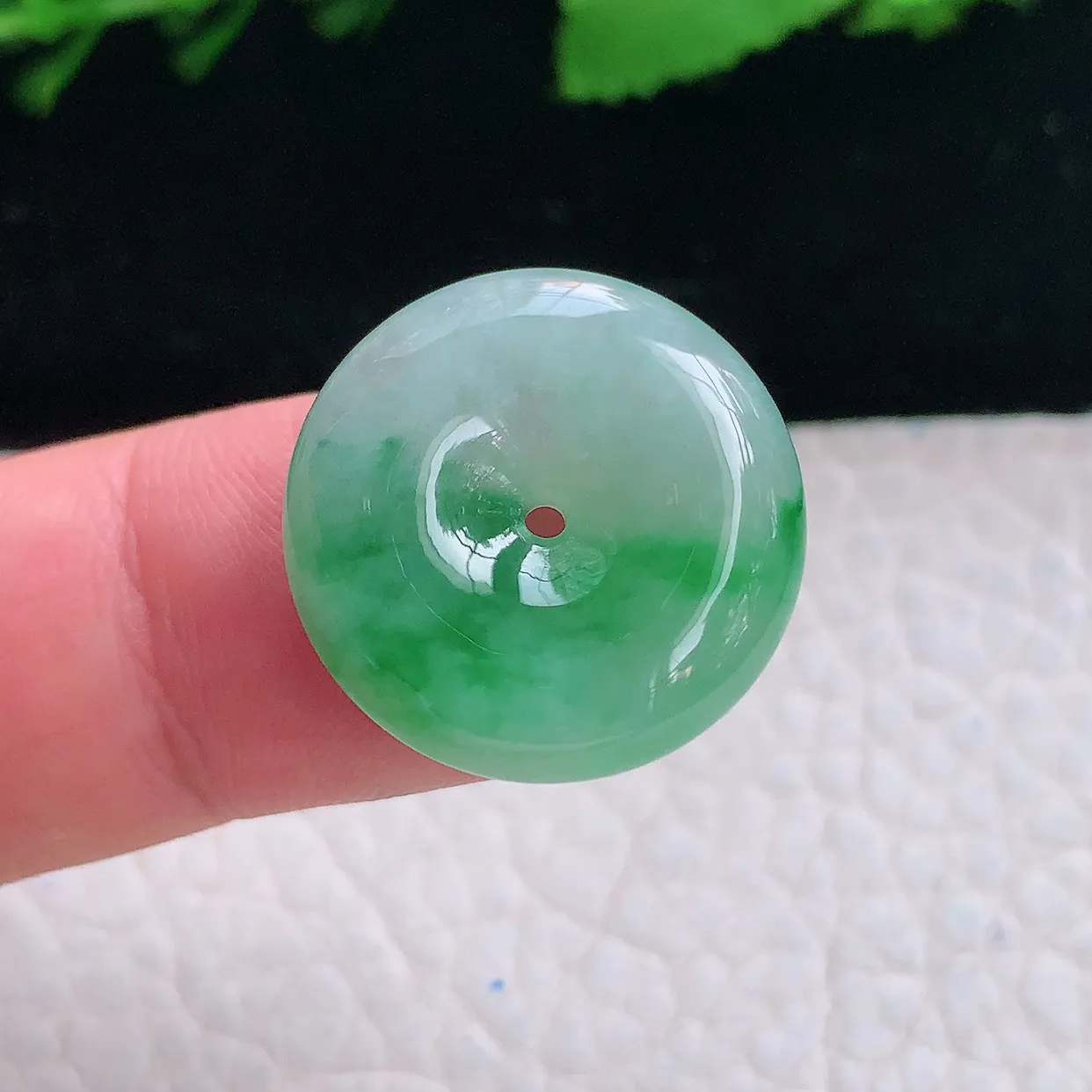 ajj实拍21.3*6天然缅甸翡翠飘绿小平安扣吊坠 宝宝吉祥玉坠