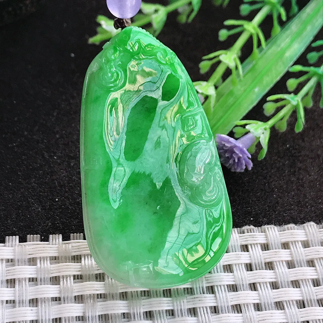 天然a货翡翠48/28.5/8老坑精美温润辣阳绿连年有余荷叶鱼吊坠翡翠玉坠挂件百搭