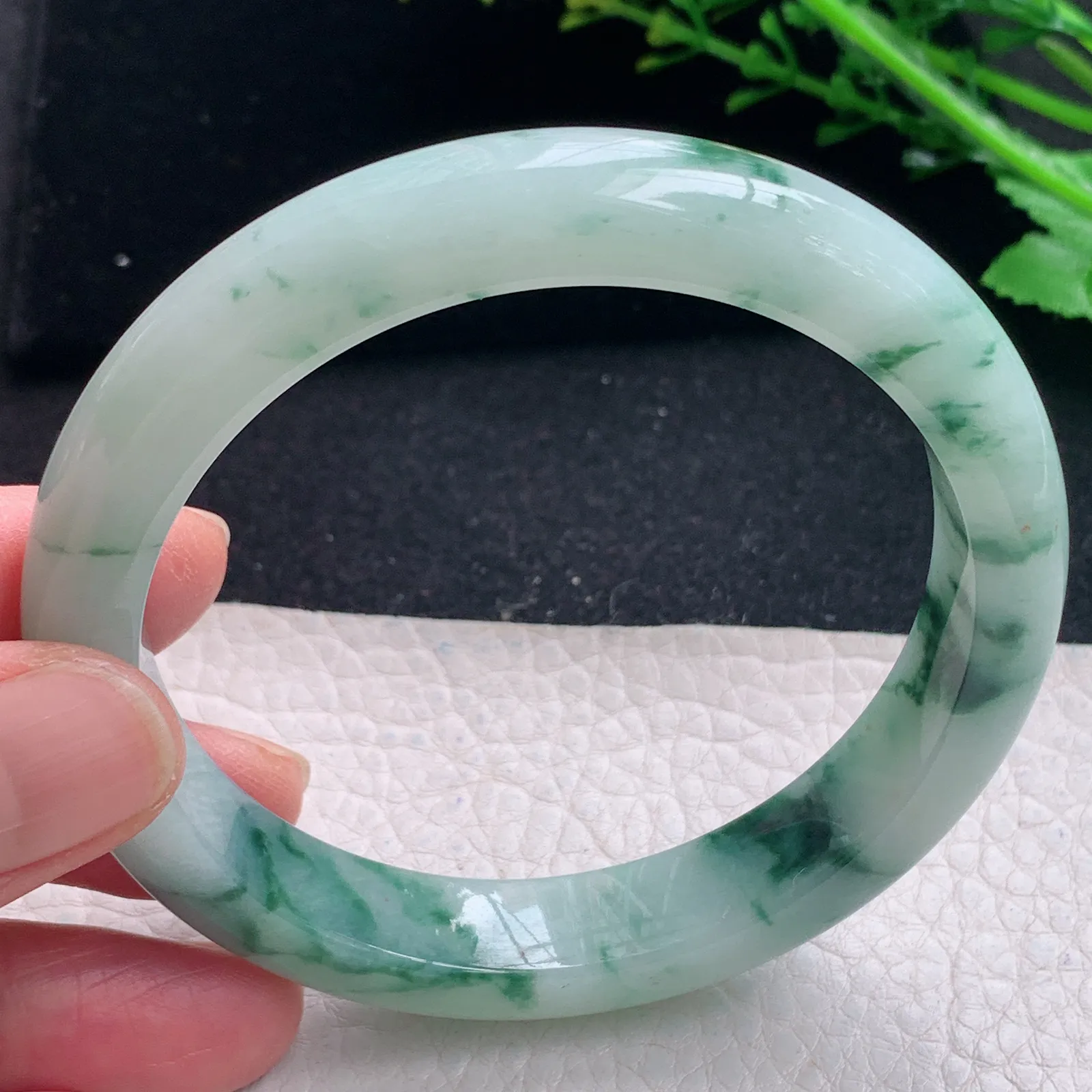 hy大圈口60*11.8*8.5平安镯 缅甸翡翠a货飘花宽边玉手镯 玉手环