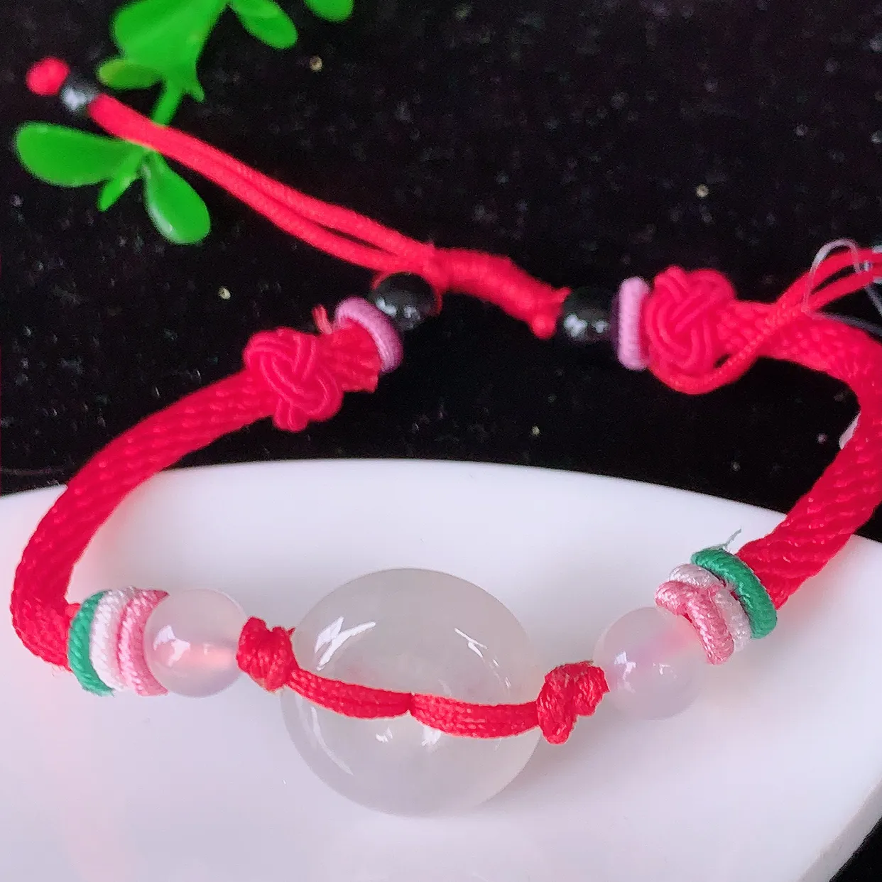 自然光实拍，冰种翡翠平安扣手串手链，种老水足，冰清玉润  颜色漂亮  #49.10取一尺寸15.5*4.6