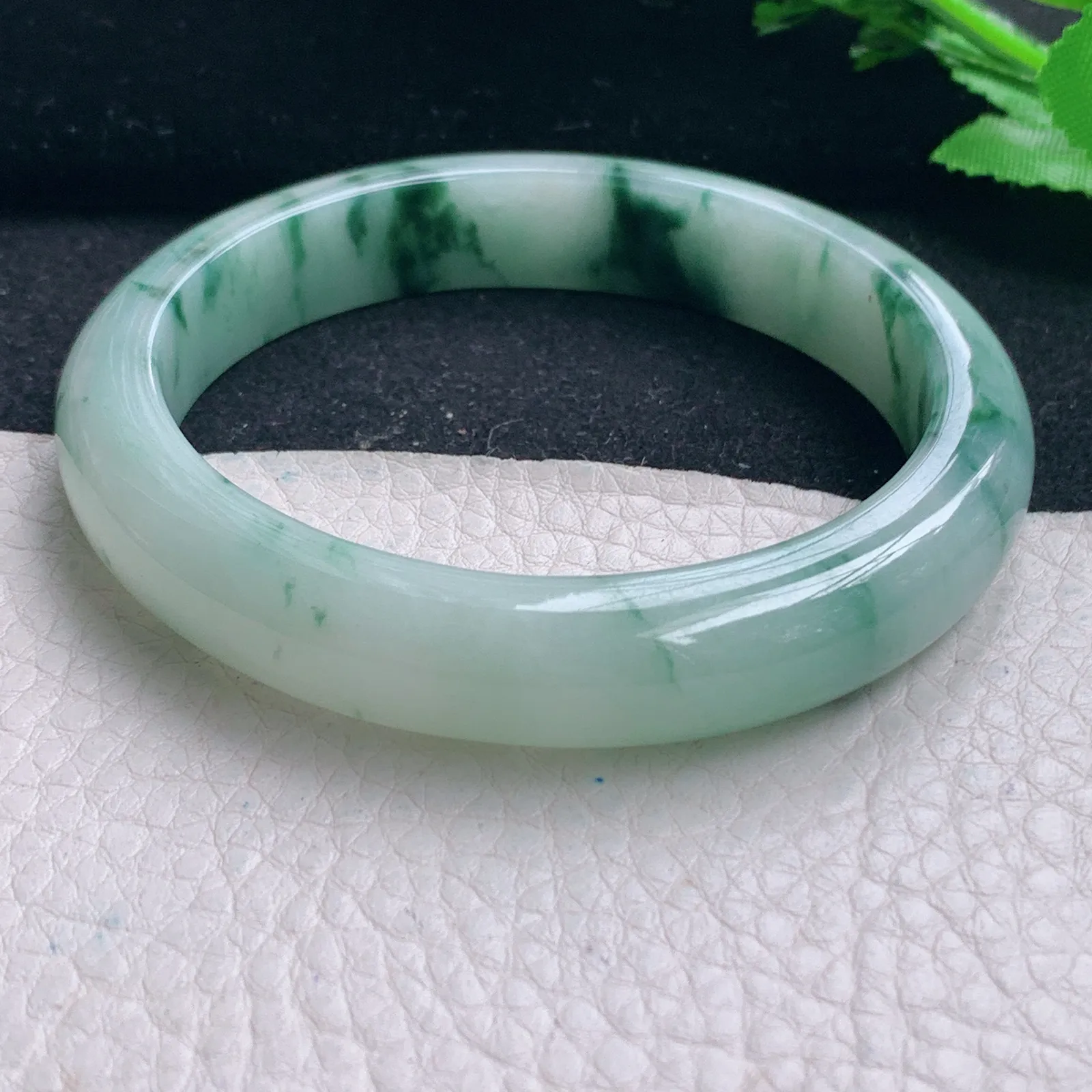 hy大圈口60*11.8*8.5平安镯 缅甸翡翠a货飘花宽边玉手镯 玉手环