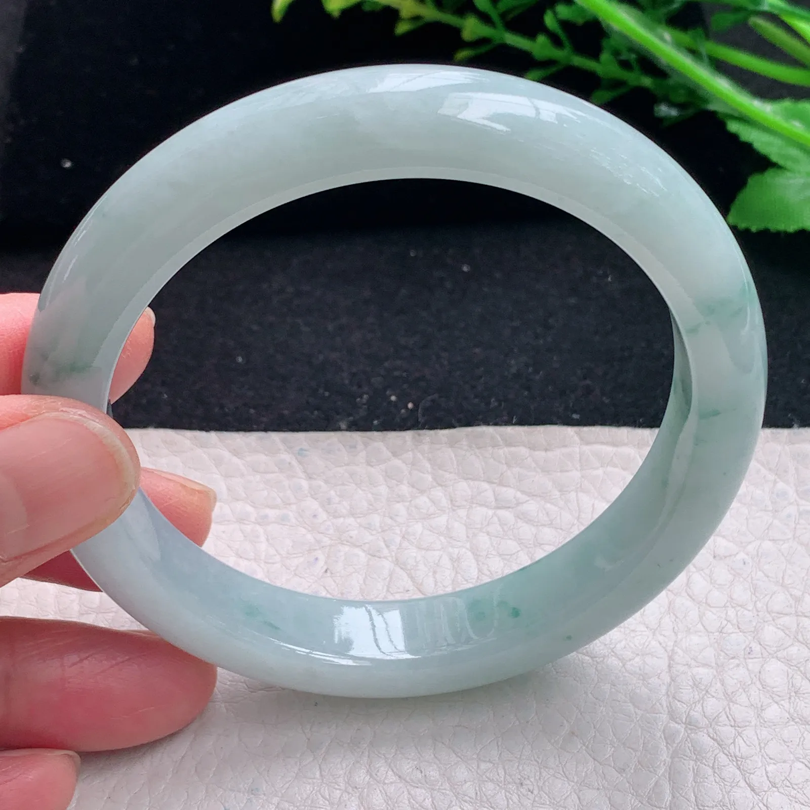 xx大圈口60.5*12*8.5平安镯 缅甸翡翠a货飘花宽边玉手镯 玉手环