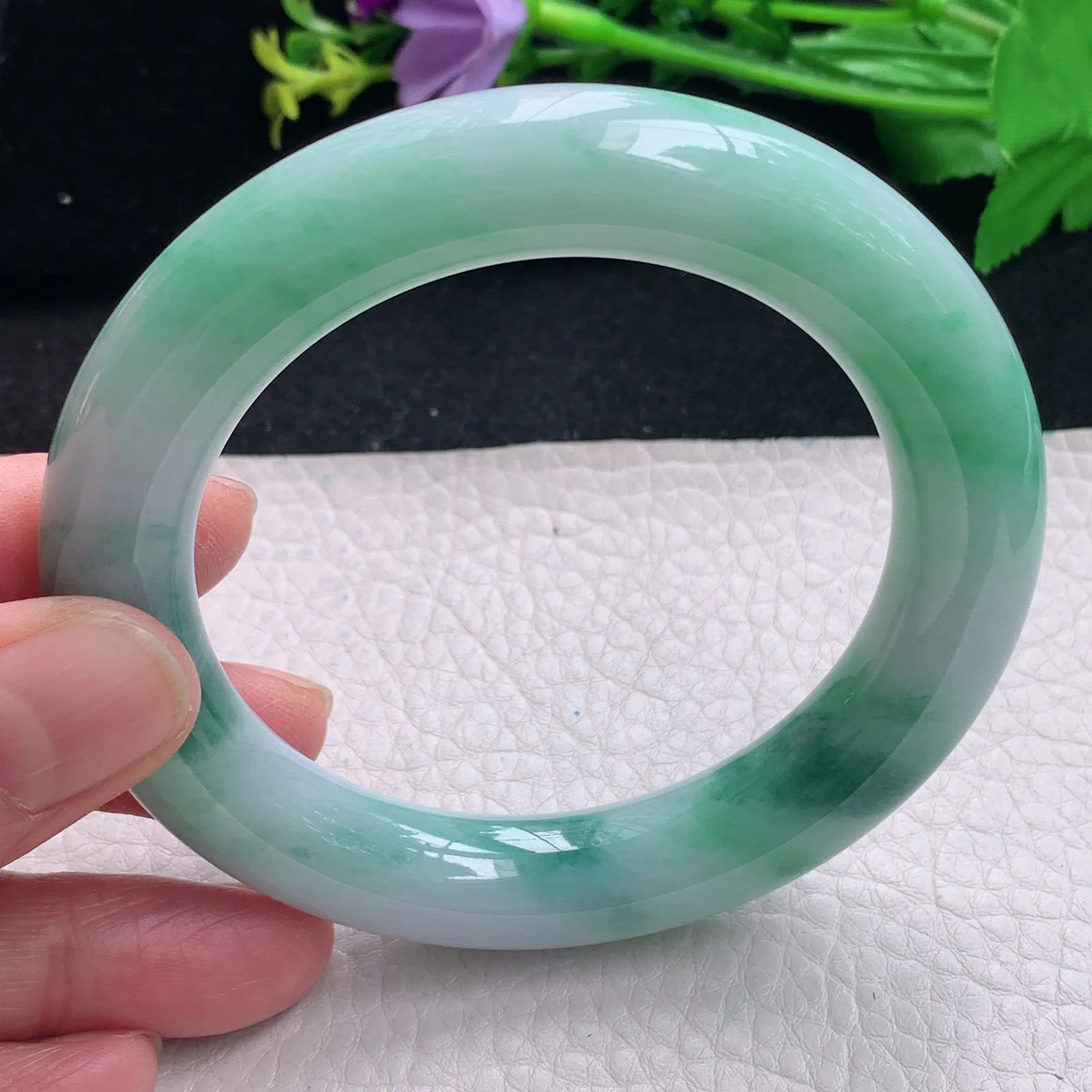 xc自然光58*12胖圆镯 缅甸翡翠a货飘花大气圆条玉手镯 玉手环