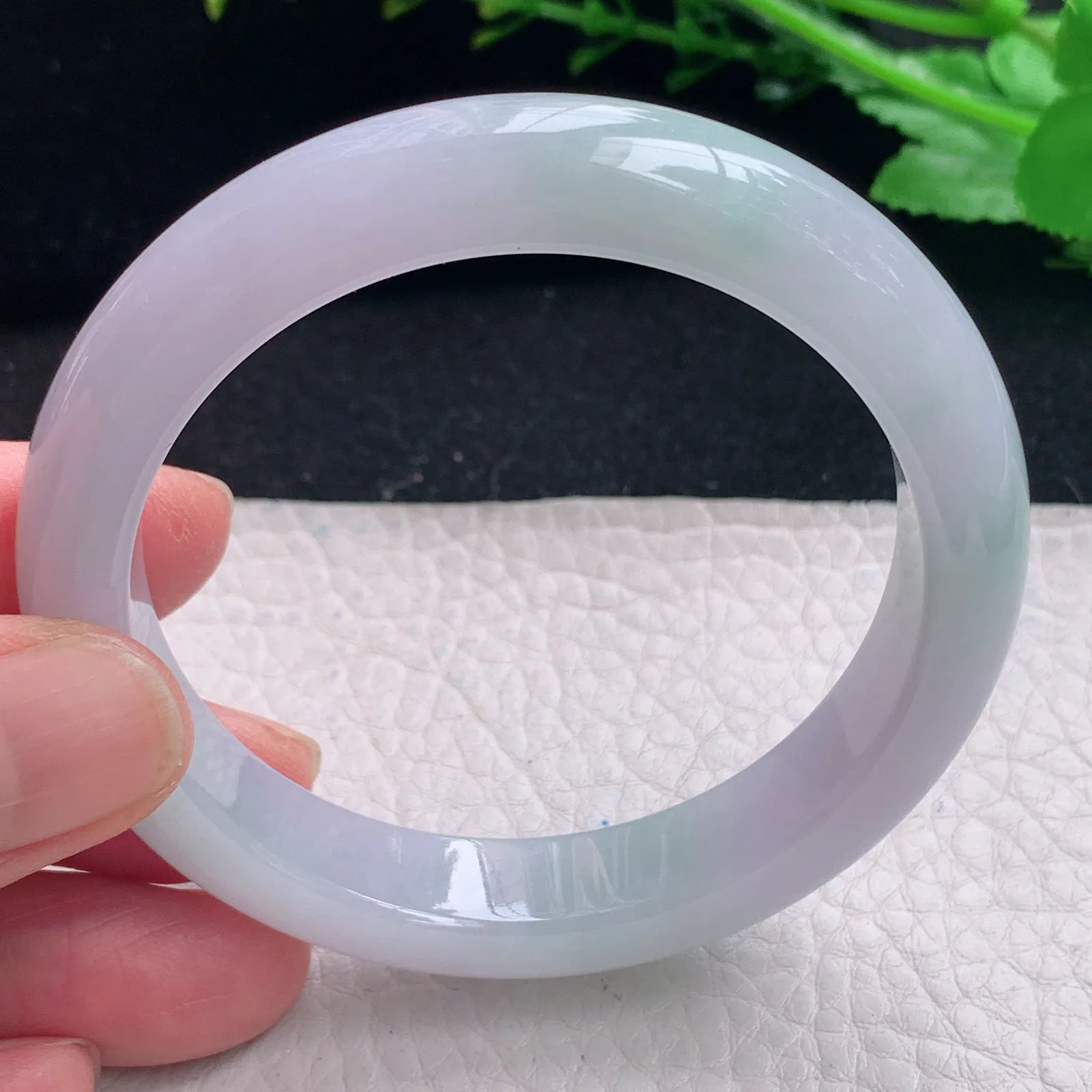 hy自然光54*11.5*8平安镯 缅甸翡翠a货春带彩宽边玉手镯 玉手环