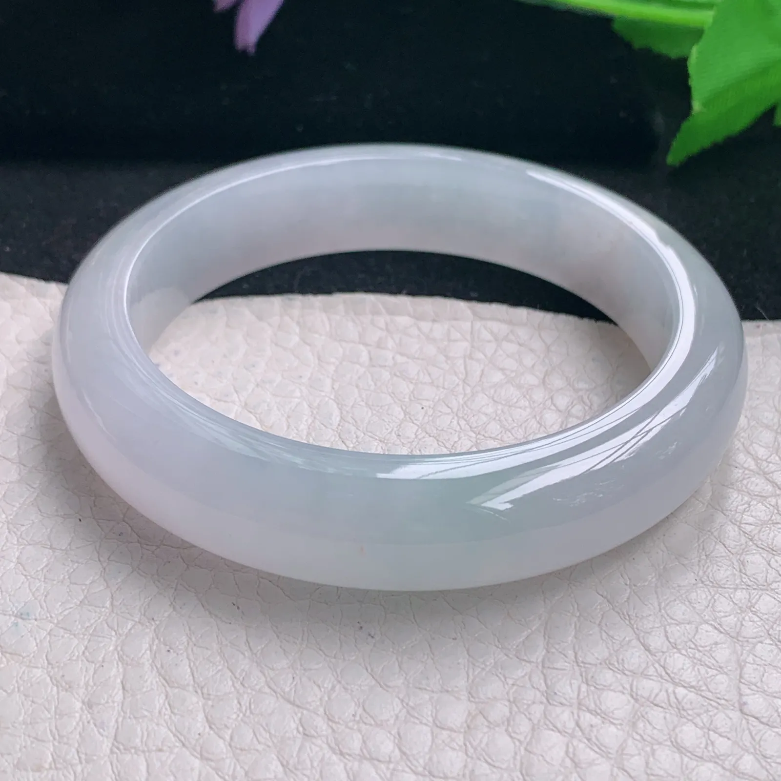 r自然光55*12.6*806平安镯 缅甸翡翠a货冰起光宽边玉手镯 玉手环