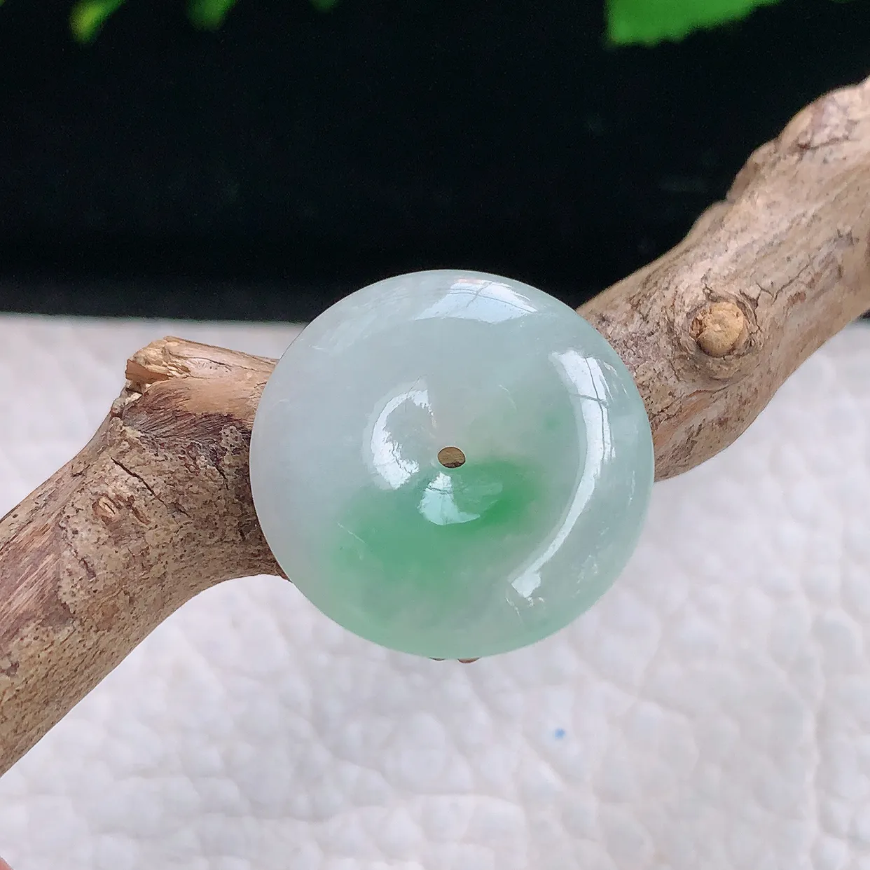 ajj实拍20.5*4.5天然缅甸翡翠飘绿小平安扣吊坠 小孩平安玉坠