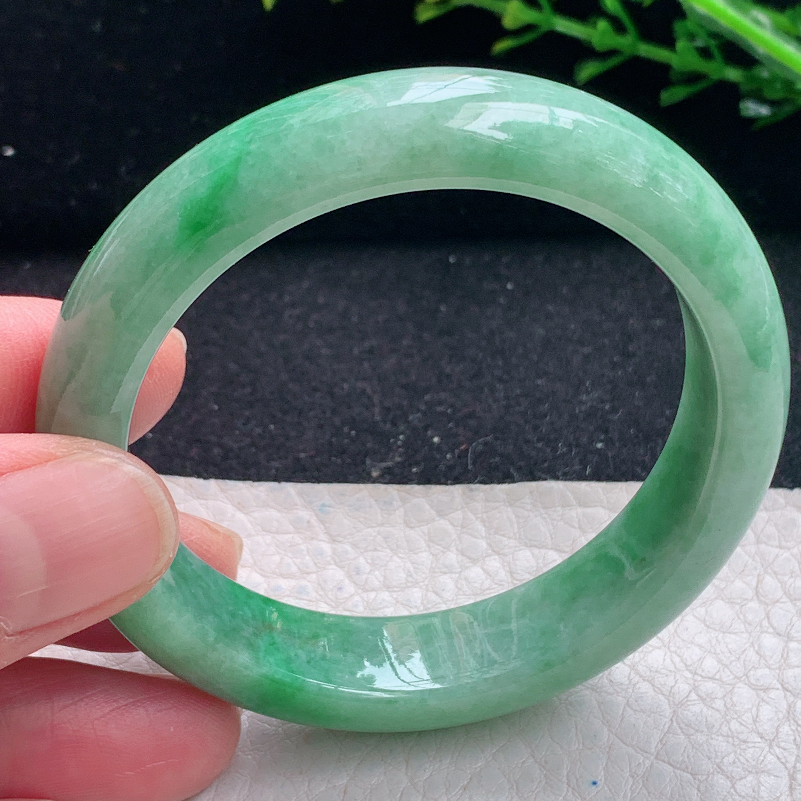 xx小圈口51*12.3*8.6平安镯 缅甸翡翠a货满绿宽边玉手镯 玉手环