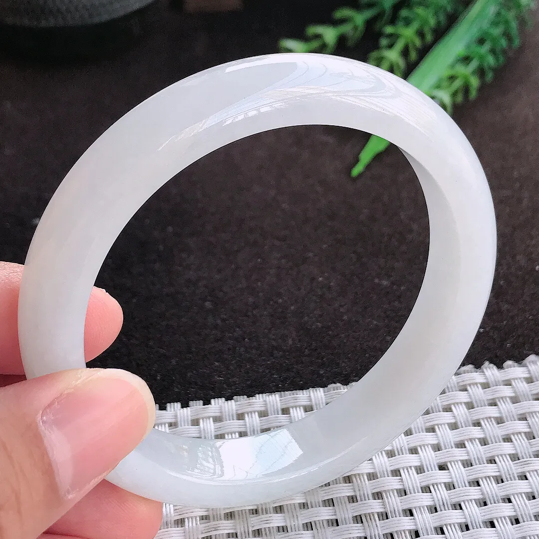天然a货翡翠59/11.8/8.2老坑冰透起胶白月光手镯宽边翡翠玉镯美人镯