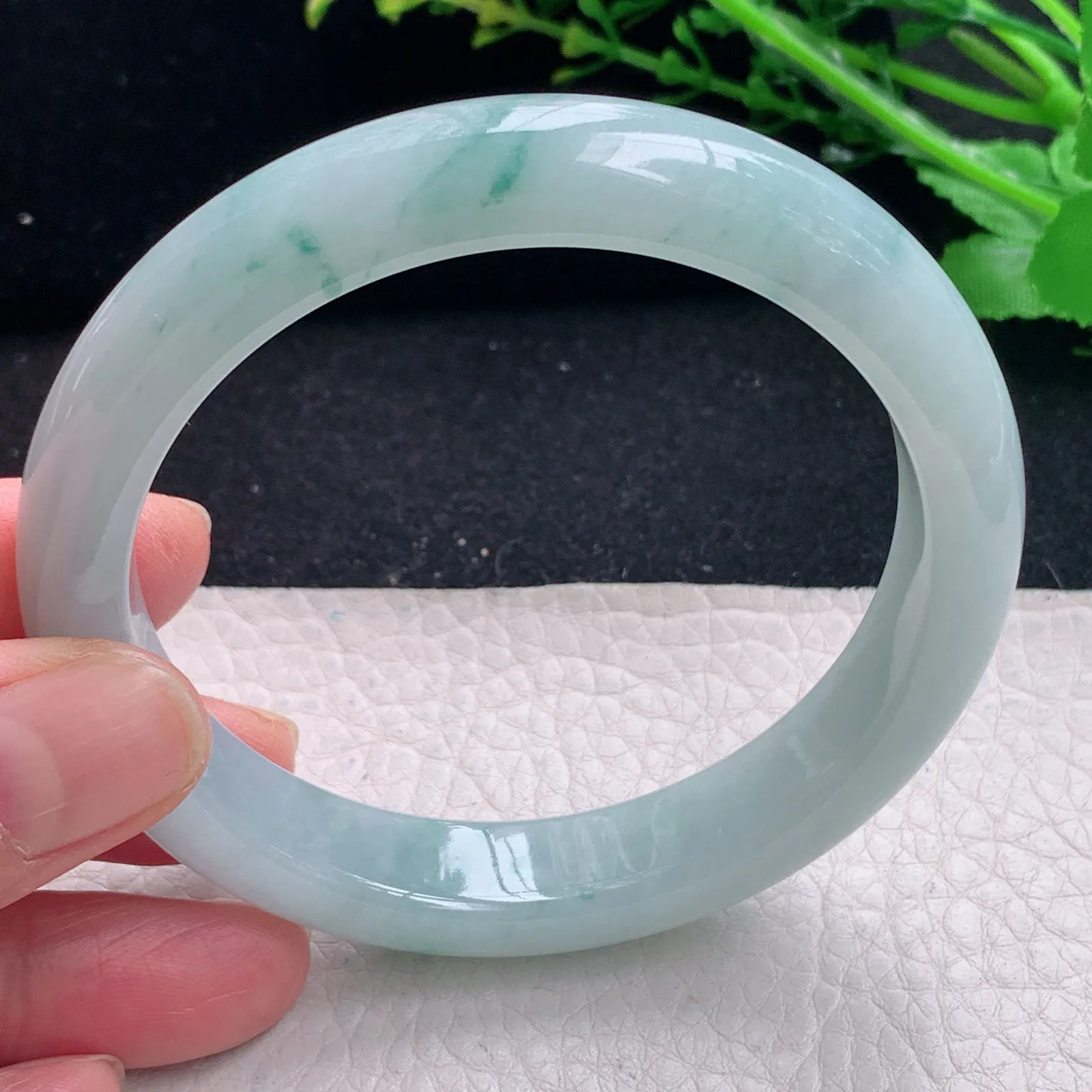 xx大圈口60.5*12*8.5平安镯 缅甸翡翠a货飘花宽边玉手镯 玉手环