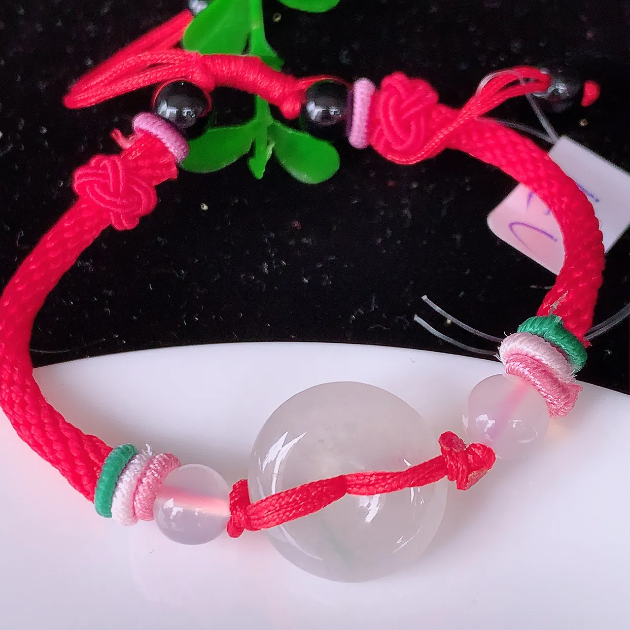 自然光实拍，冰种翡翠平安扣手串手链，种老水足，冰清玉润  颜色漂亮  #49.10取一尺寸15.5*4.6