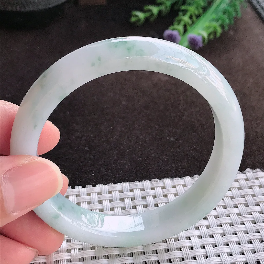 天然a货翡翠56.8/11.8/8老坑精美温润飘花手镯宽边翡翠玉镯美人镯