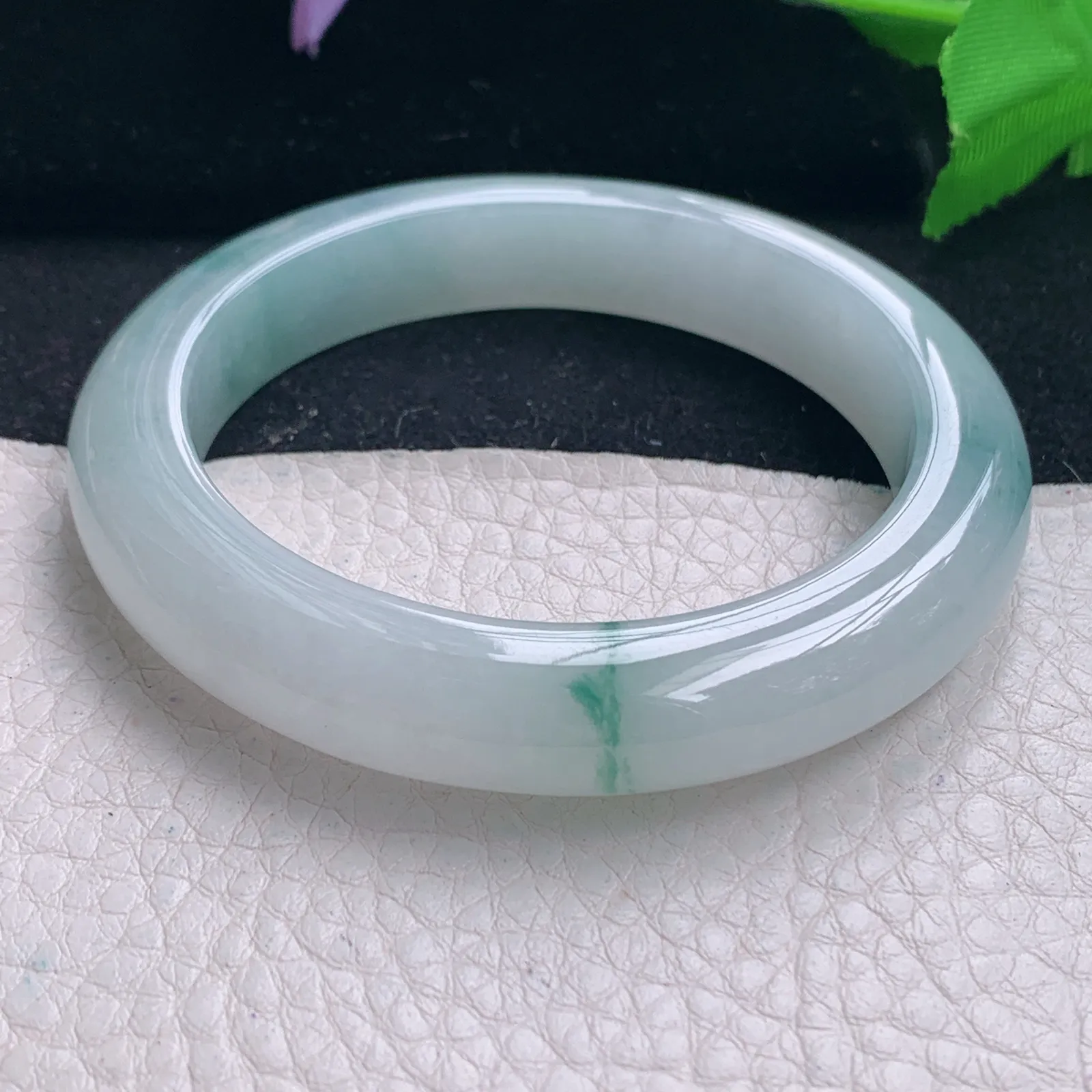 r自然光5.5*11*9.3平安镯 缅甸翡翠a货冰蓝宽边玉手镯 玉手环