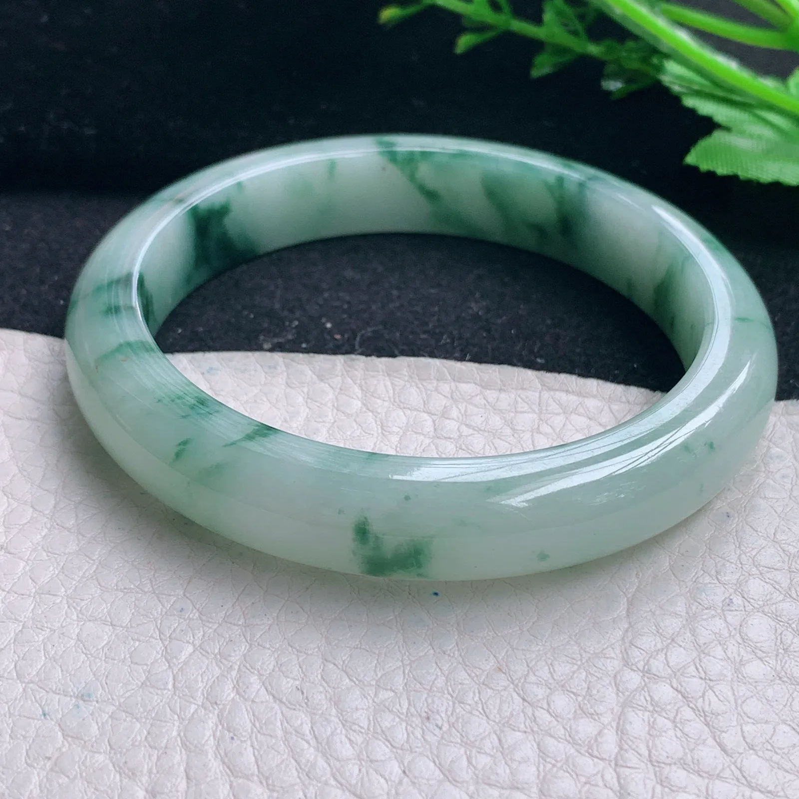 hy大圈口60*11.8*8.5平安镯 缅甸翡翠a货飘花宽边玉手镯 玉手环