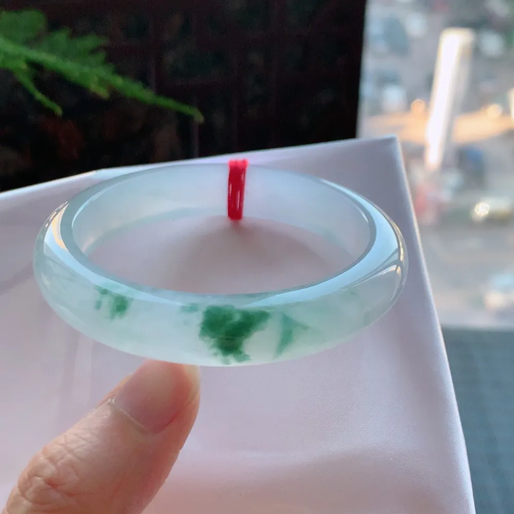 正圈高冰飘花 无瑕 尺寸:55.1/12.1/8.3 花美🥰🥰