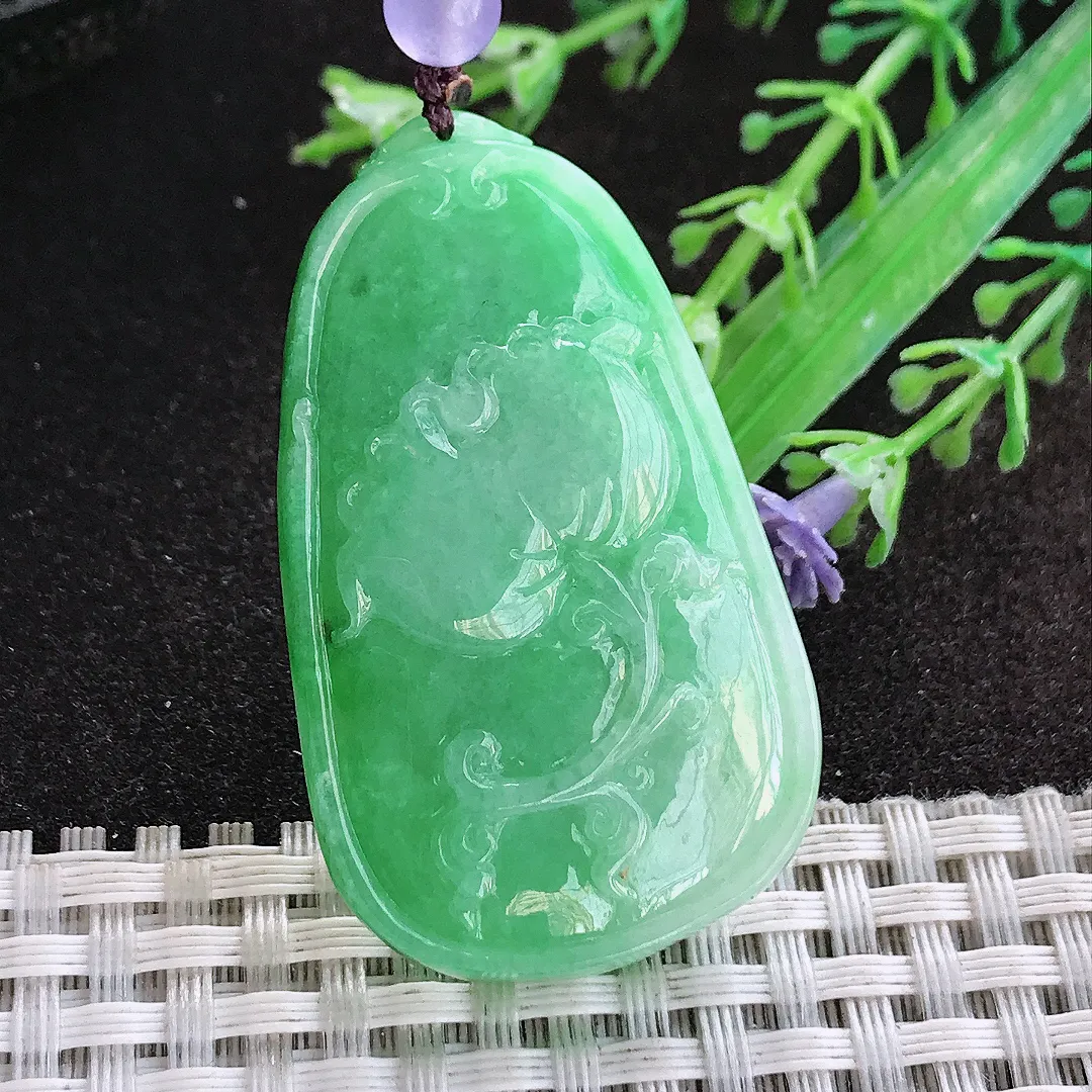 天然a货翡翠48/28.5/8老坑精美温润辣阳绿连年有余荷叶鱼吊坠翡翠玉坠挂件百搭
