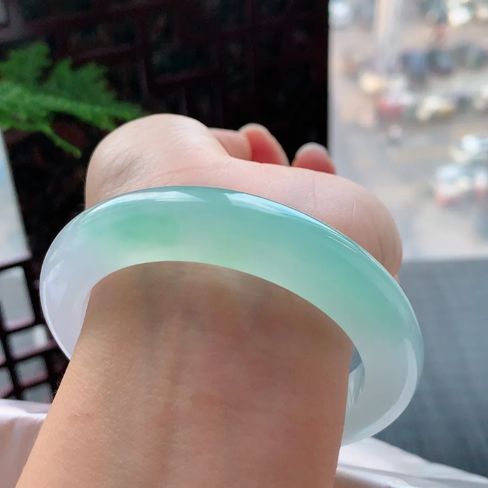 正圈高冰春彩 无瑕 尺寸:55.1/12.2/10.2 种色俱佳