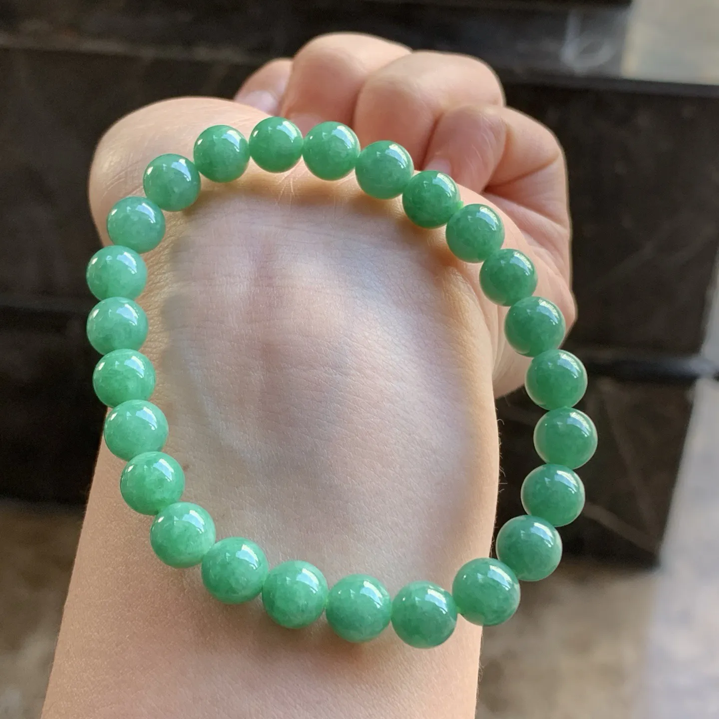 辣绿色珠串^_^鲜艳 浓郁