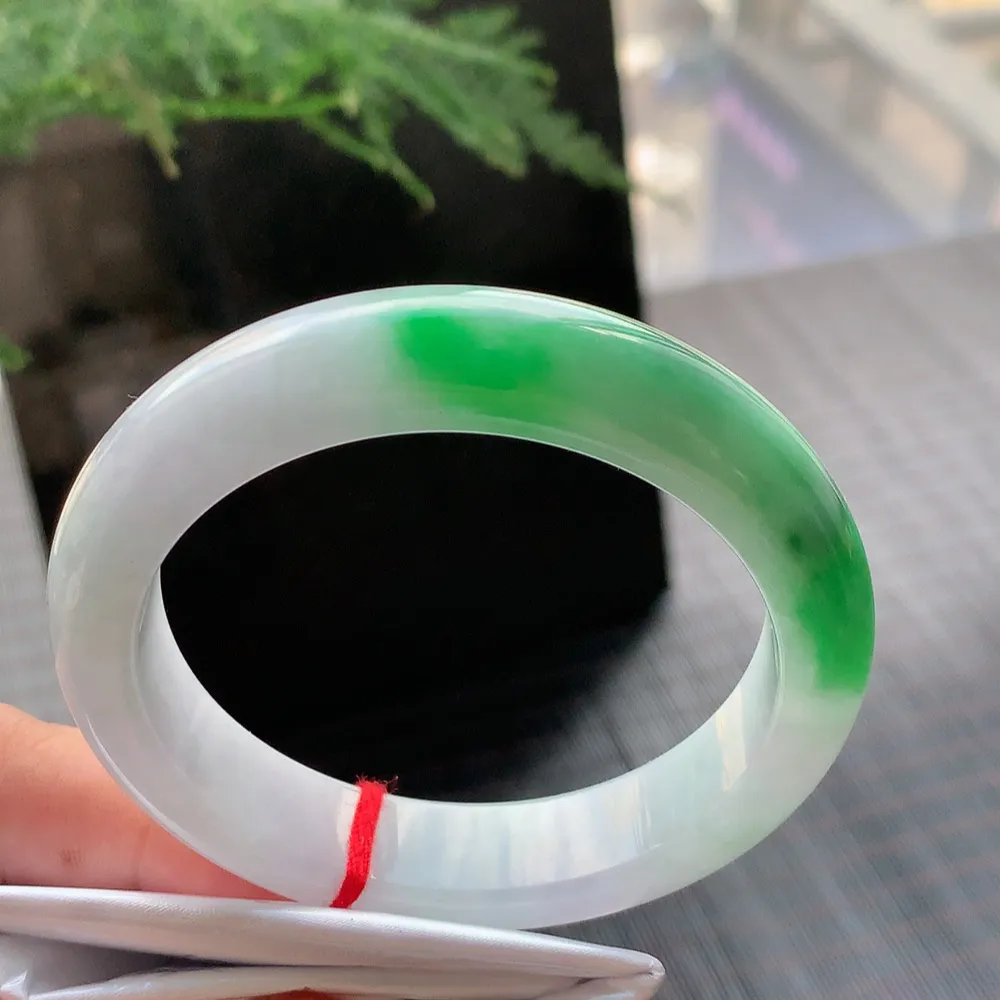 正圈冰糯翠绿 无瑕 尺寸:56.5/13.2/9 色好