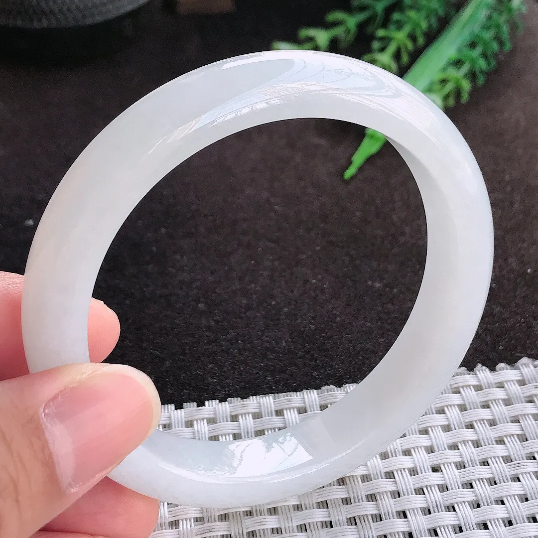 天然a货翡翠59/11.8/8.2老坑冰透起胶白月光手镯宽边翡翠玉镯美人镯