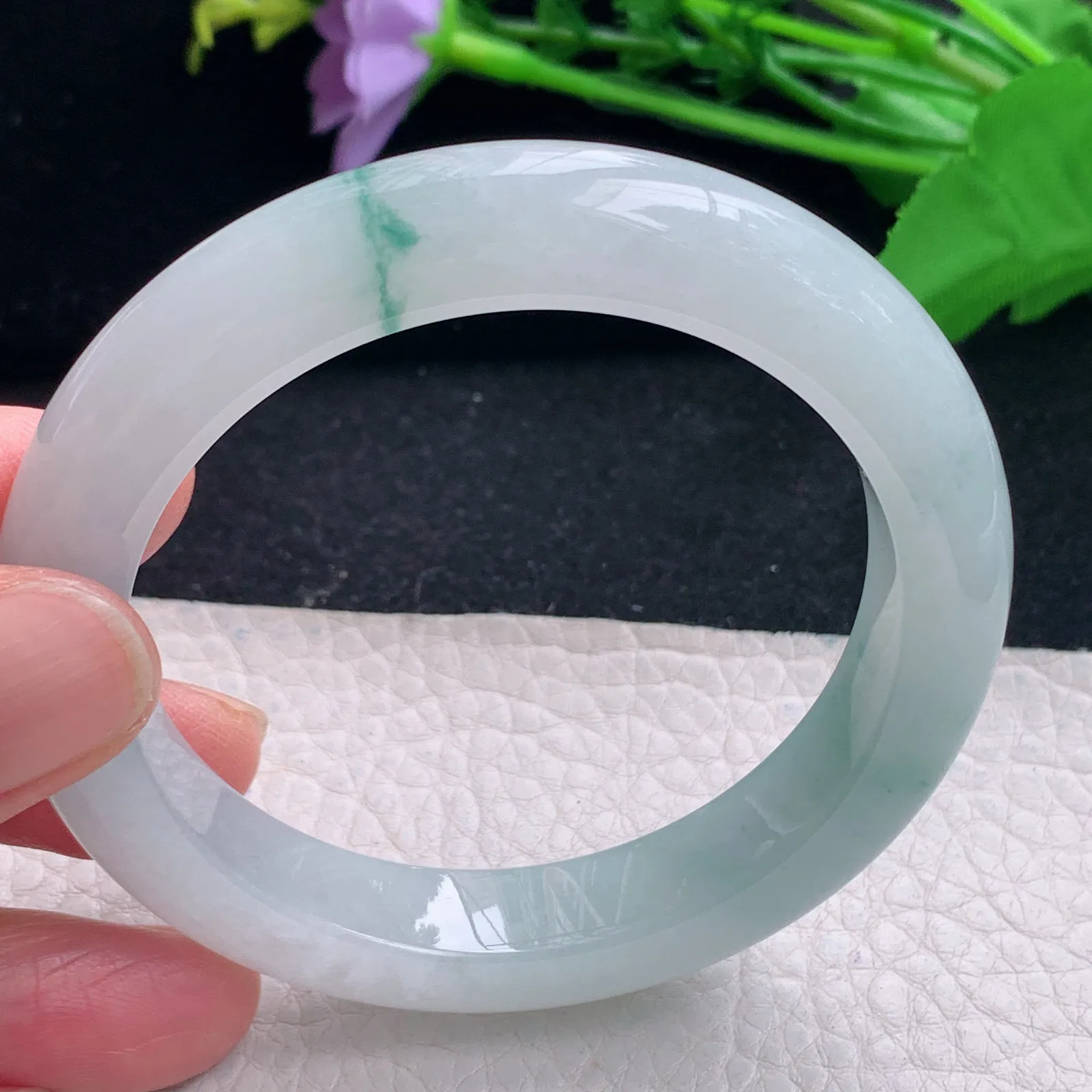 r自然光5.5*11*9.3平安镯 缅甸翡翠a货冰蓝宽边玉手镯 玉手环