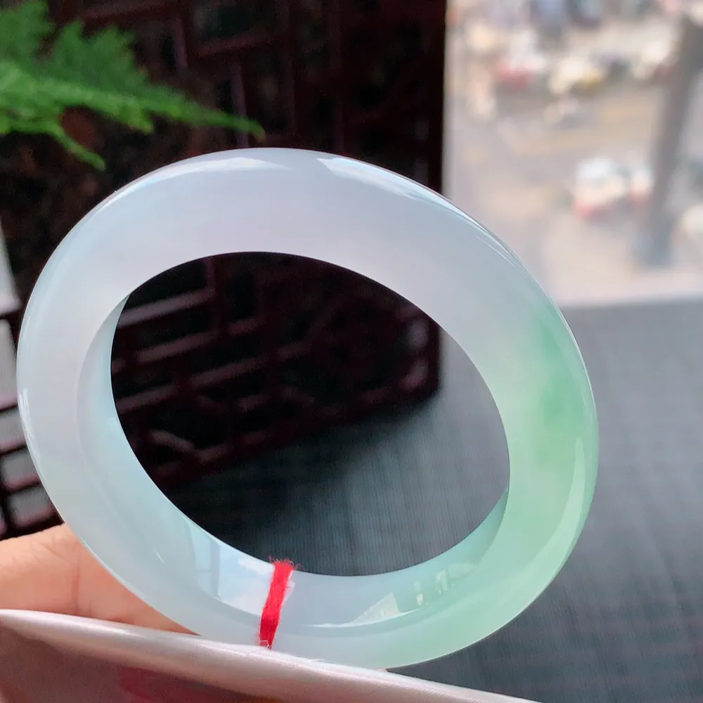 正圈高冰春彩 无瑕 尺寸:55.1/12.2/10.2 种色俱佳