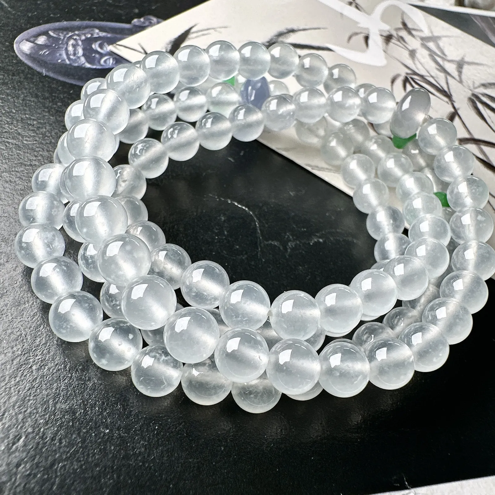【冰种珠链】种地细腻，冰润十足，通透闪亮，推荐入手。