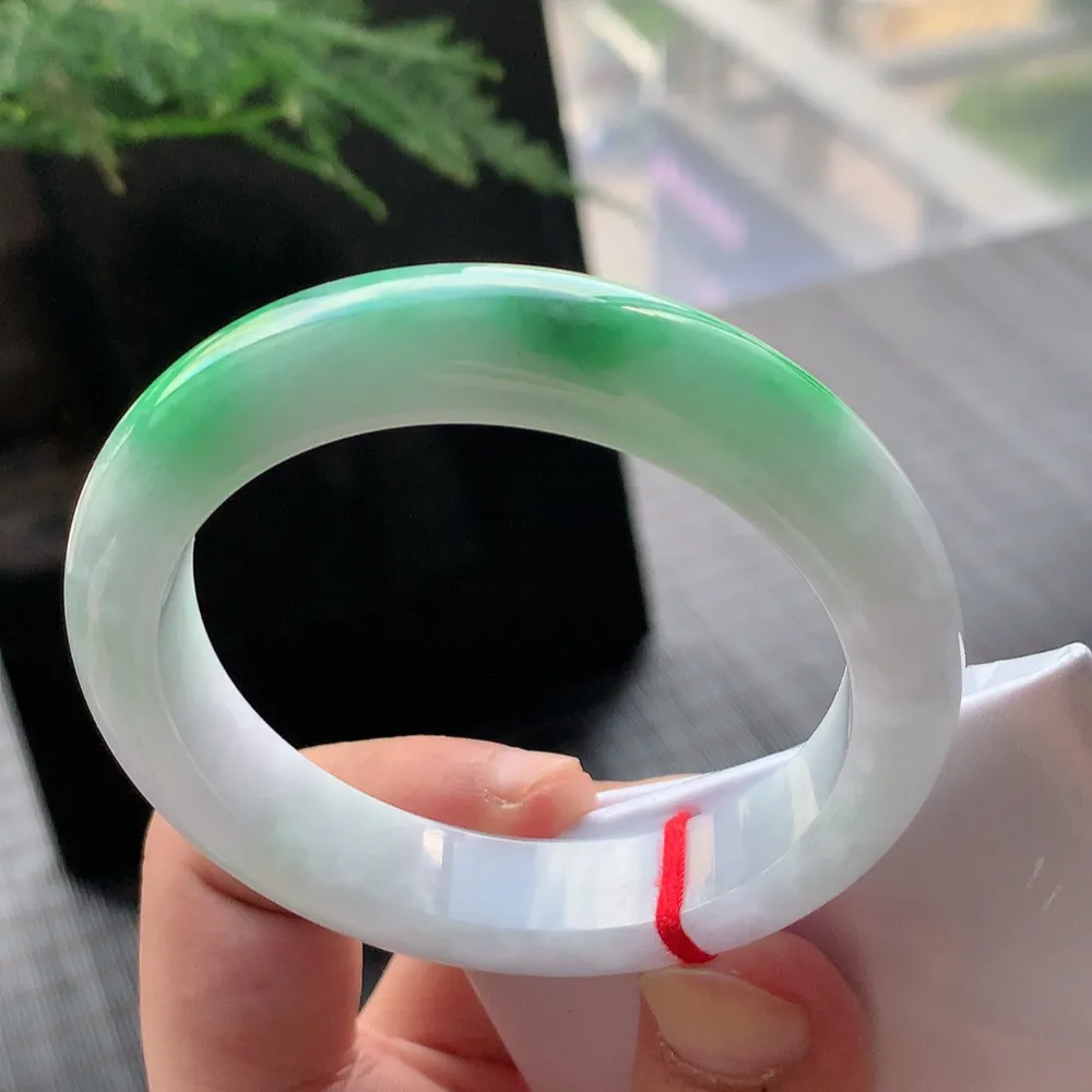 正圈冰糯翠绿 无瑕 尺寸:56.5/13.2/9 色好